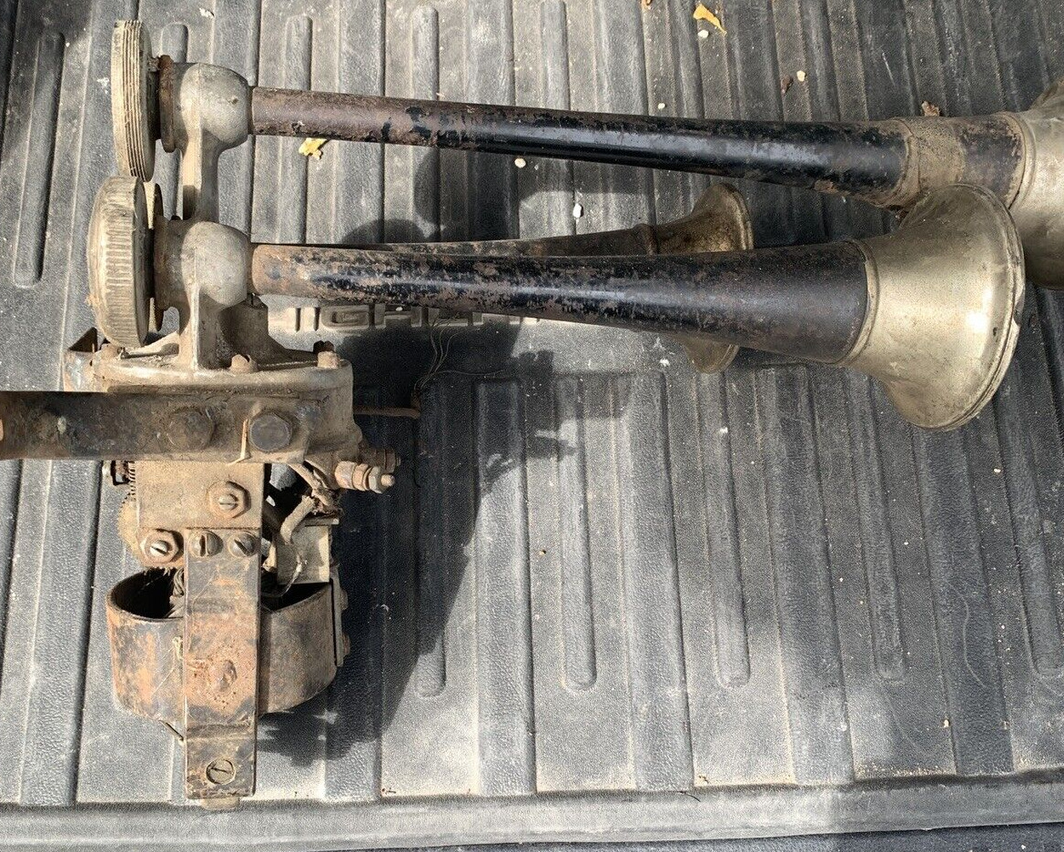 Sparton Chime Bugle 61929 6 Volt 3 Horns 1930\'s 1940\'s Car Truck Parts Repair