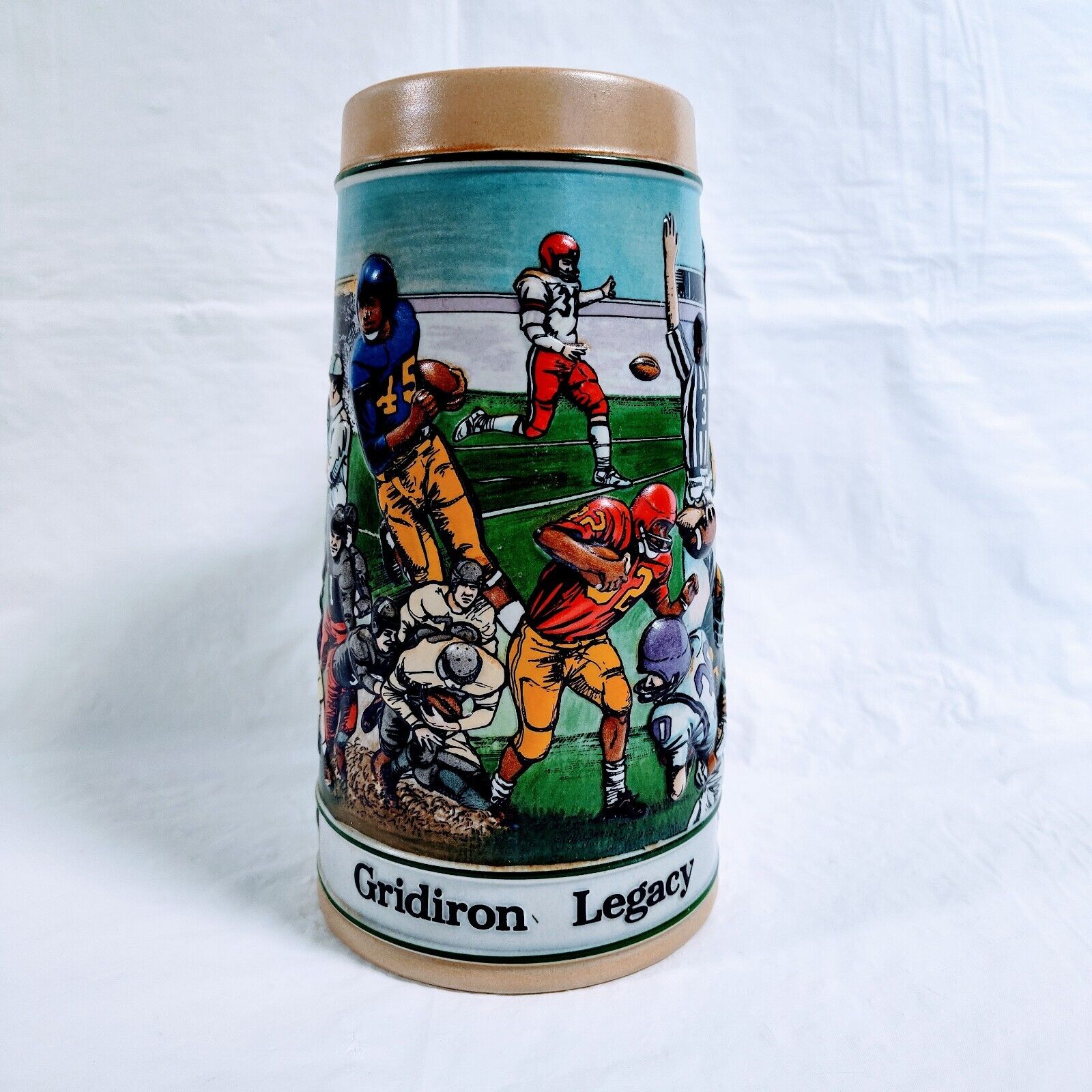 1990 Budweiser Salutes The Gridiron Legacy Football Sport Series Stein