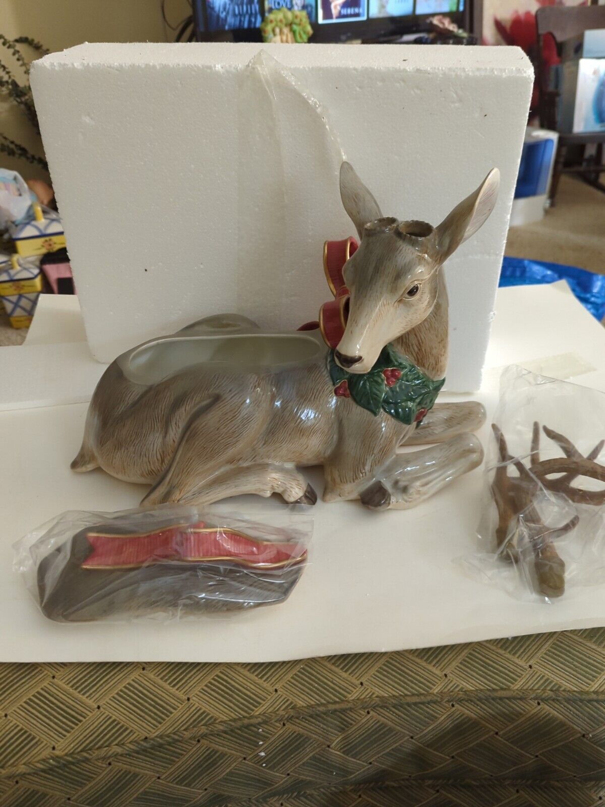 FITZ AND FLOYD HOLIDAY LEAVES DEER CENTERPIECE New