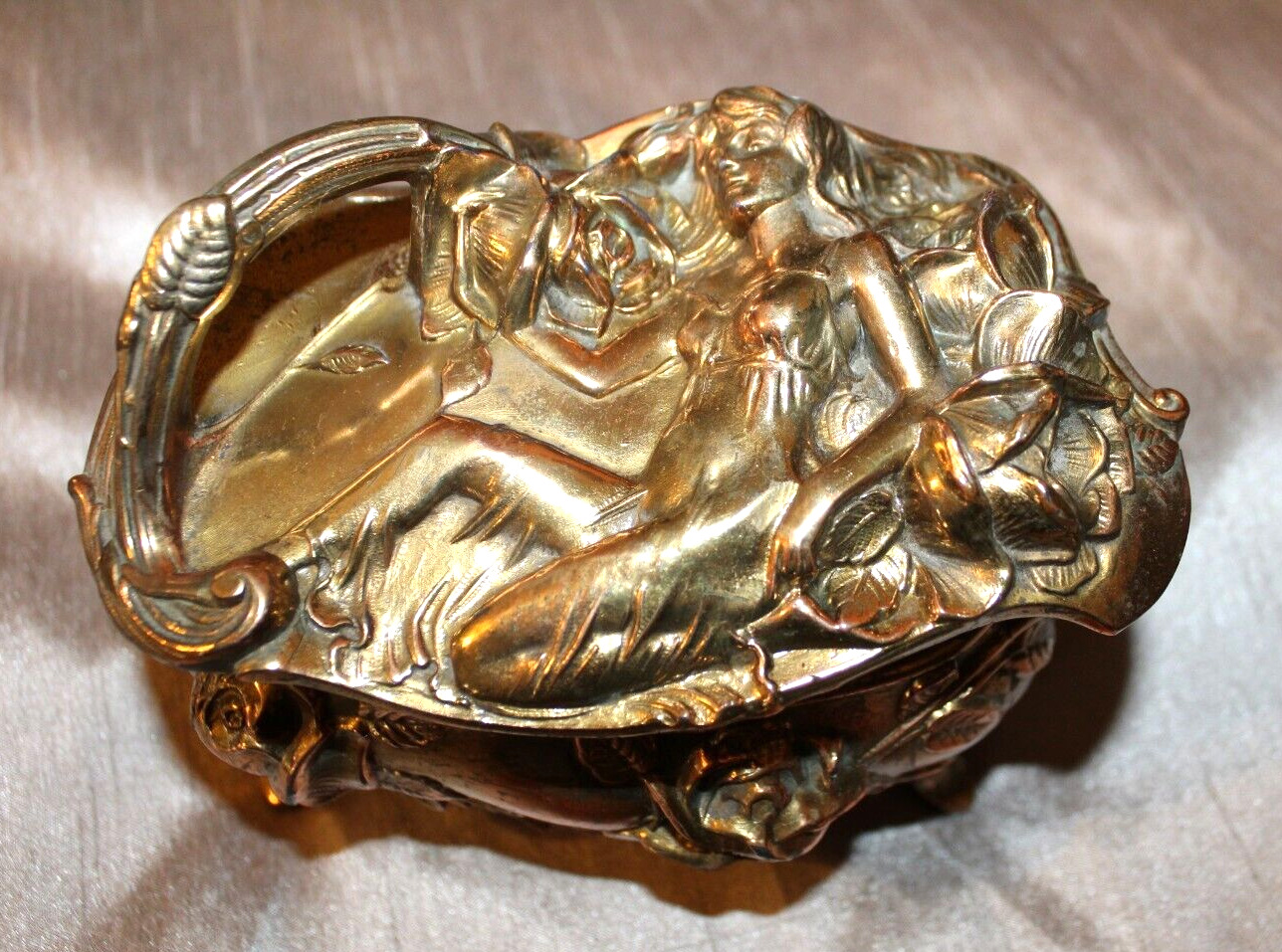 Vintage Art Nouveau Lady Gold Metal Casket Jewelry Trinket Box WB MFG Co