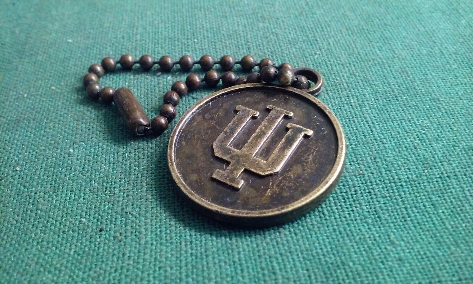 Vintage Indiana University Trident Symbol & Seal Metal Pendant Charm IU Hoosiers