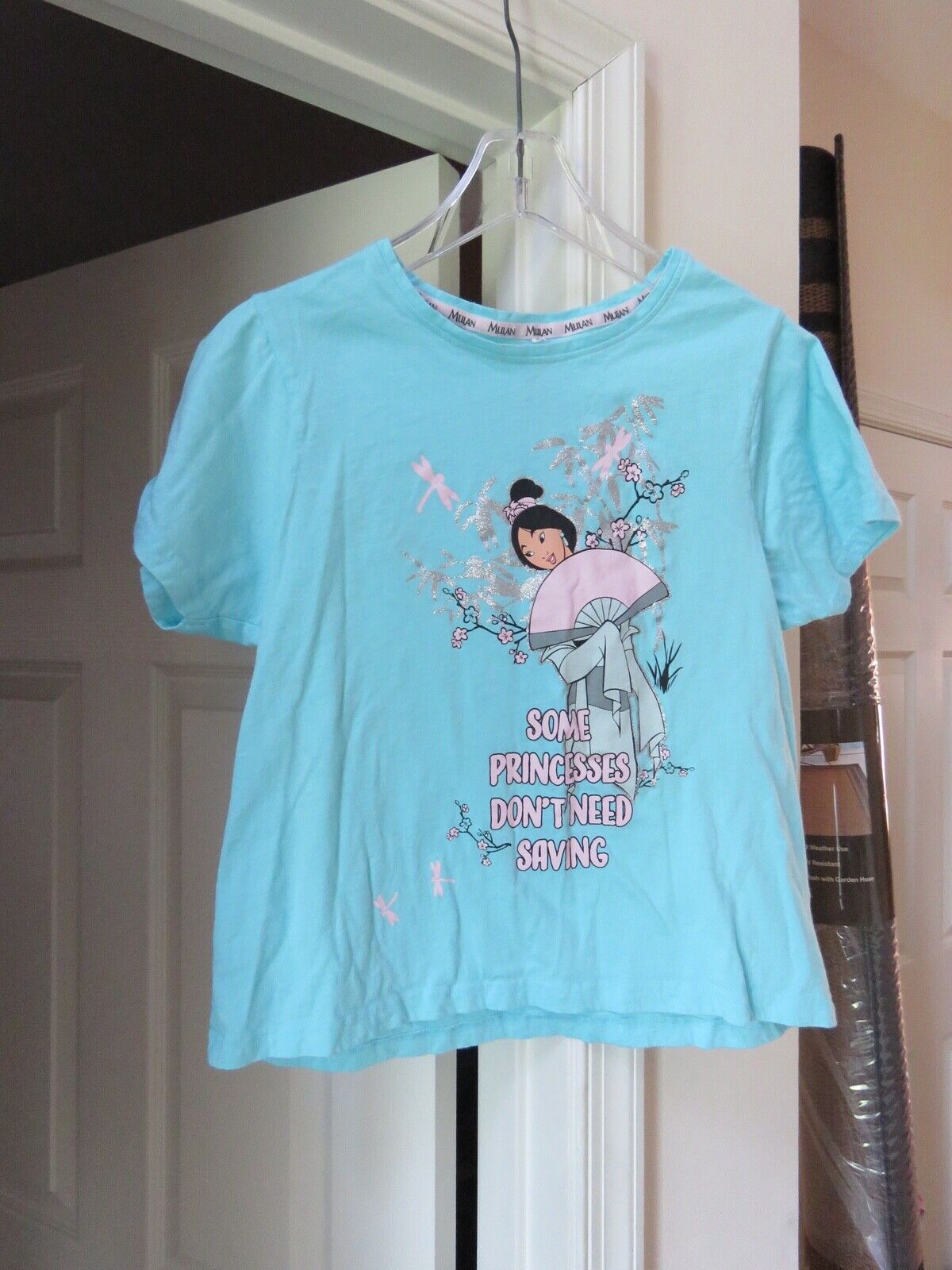 Girl\'s Disney Mulan T Shirt  SIZE S  USA 6-8
