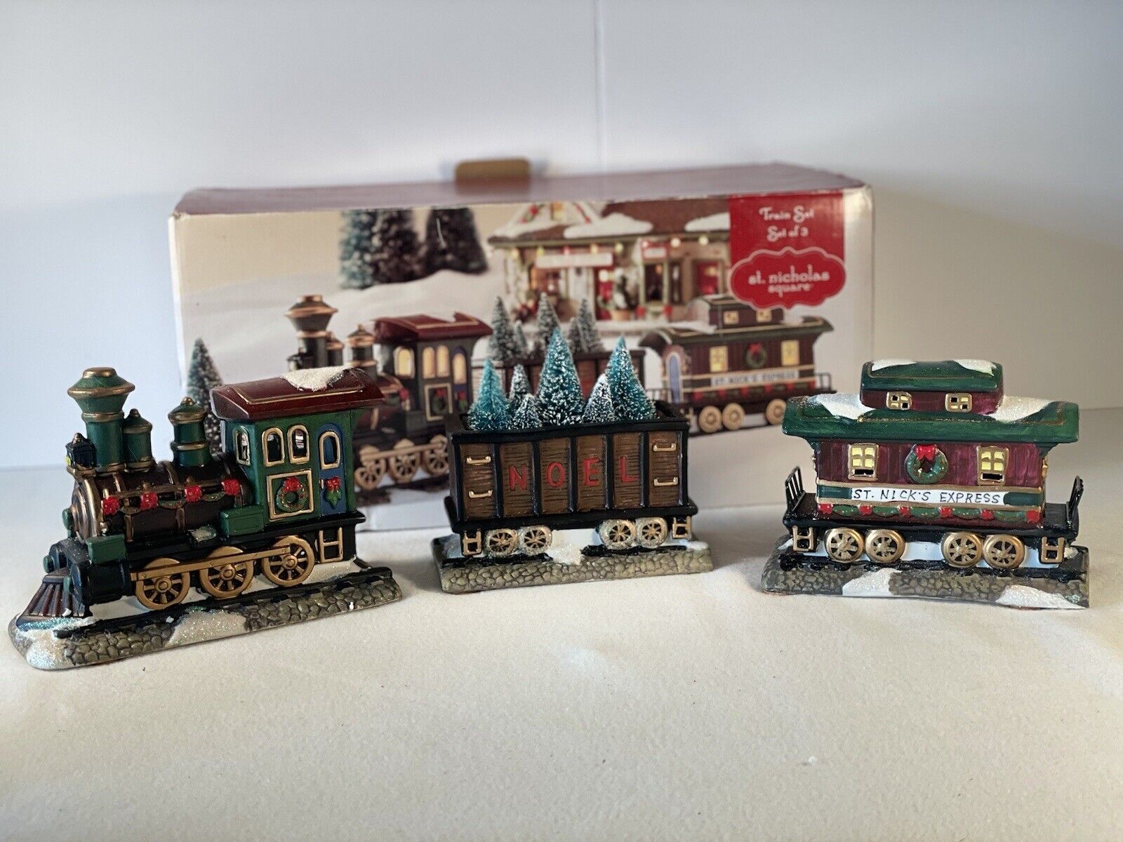 St. Nicholas Square Christmas Village Collection 3Pc Train Set, 2008 USED W/ BOX