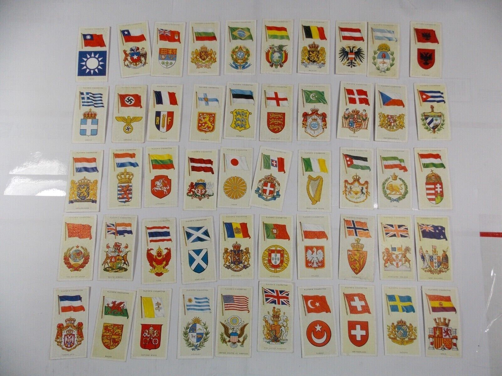 Players Cigarette Cards National Flags & Arms 1936 Complete Set 50