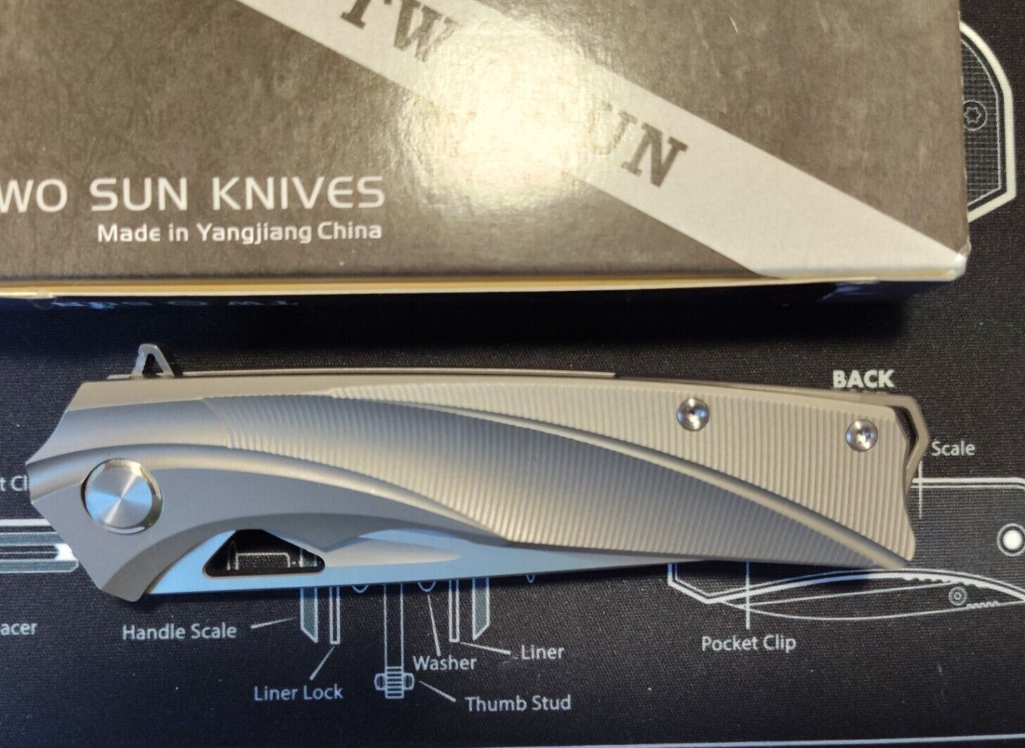 Two Sun Knife - NIB/older  - Sculpted Titanium handle - D2 tool steel - Beast