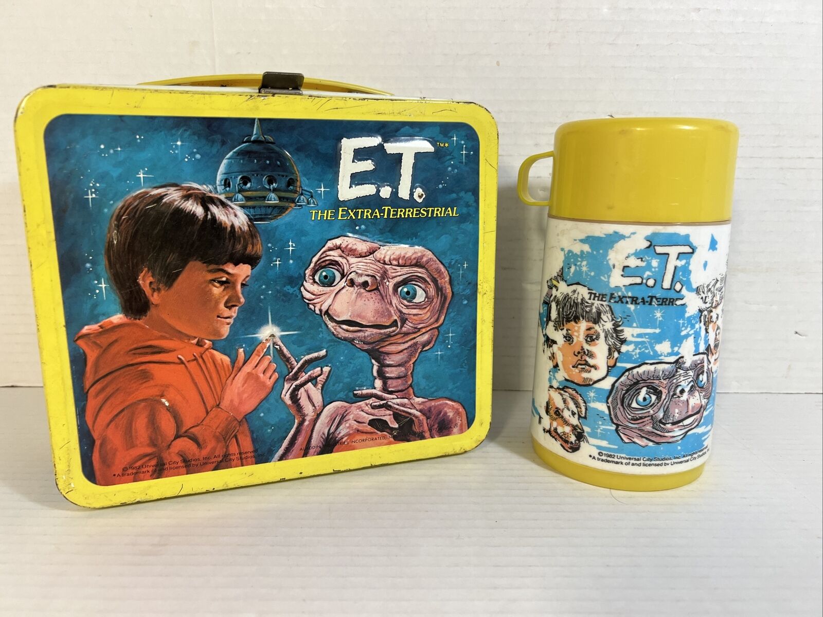 Vintage 1982 E.T. The Extra Terrestrial Metal Lunchbox with Thermos Aladdin