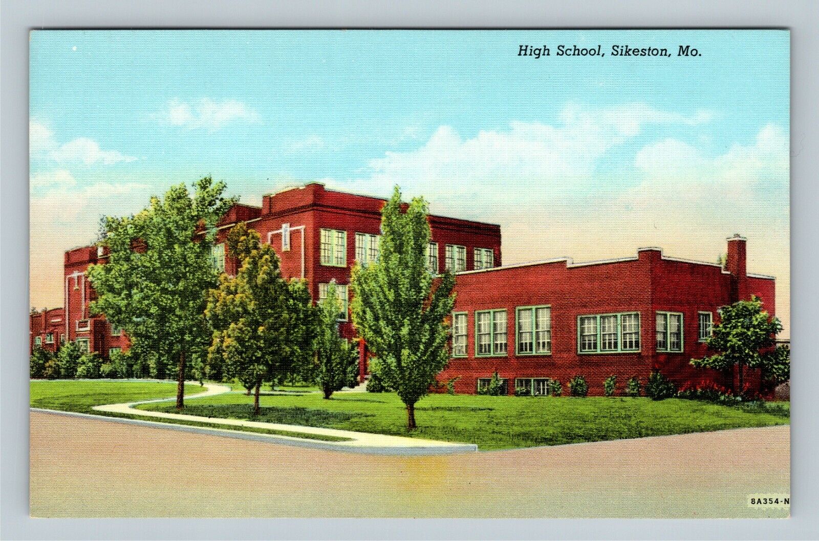 Sikeston MO, High School, Missouri Vintage Postcard