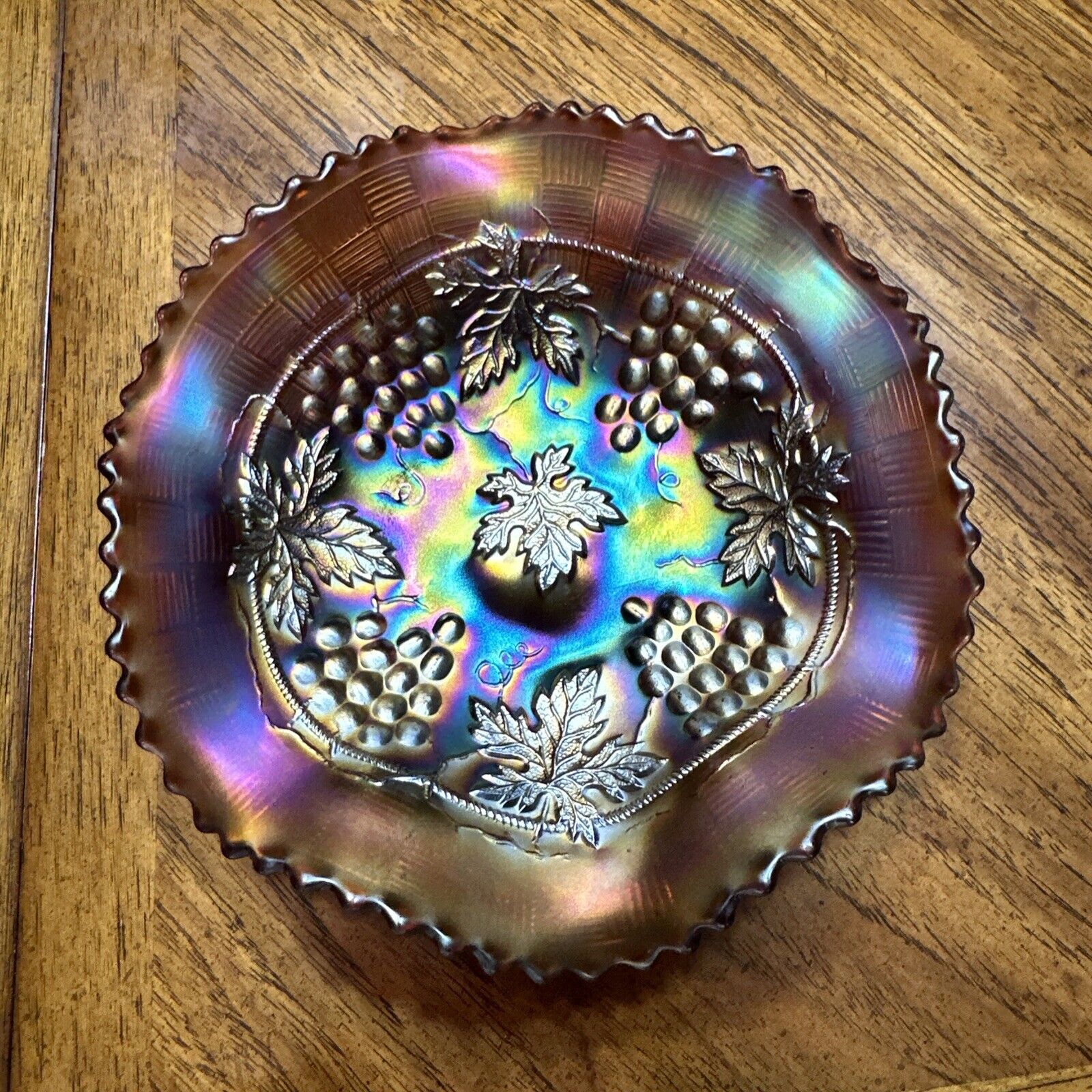 North Woods Multicolor Iridescent Carnival Glass Vtg Scalloped Bowl WOW