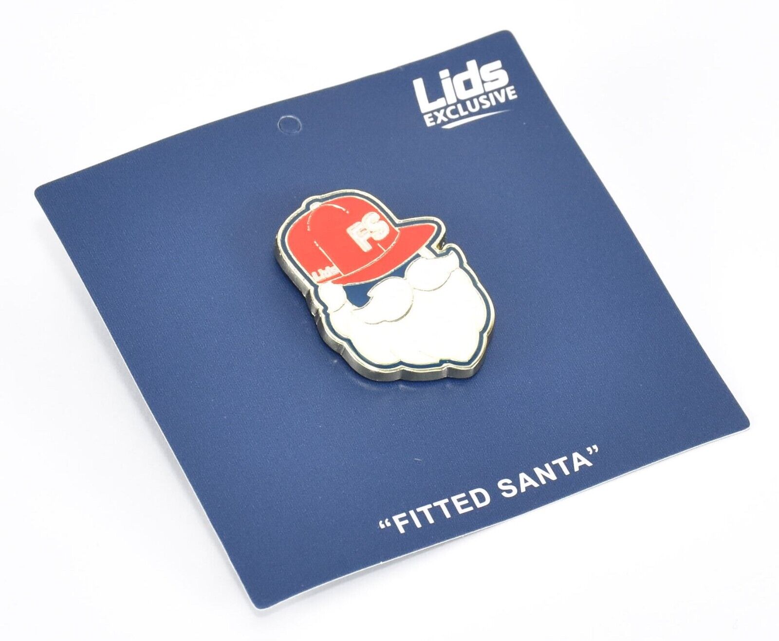 Lids Exclusive Fitted Santa Hat Cap Collectible Lapel Pin X22