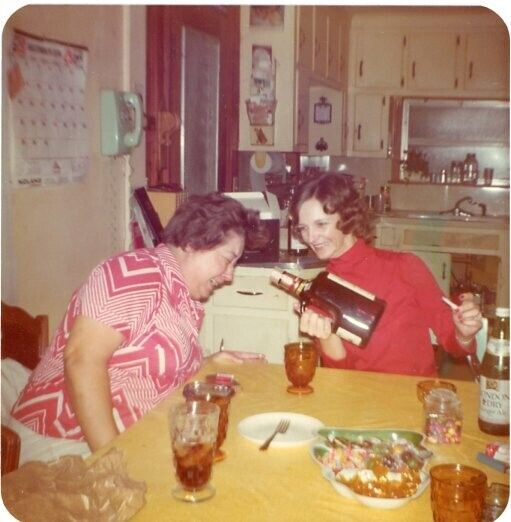 Vtg Found Photo 1975 Mom & Grandmother Drinking Laughing Smoking in 70s Kitchen