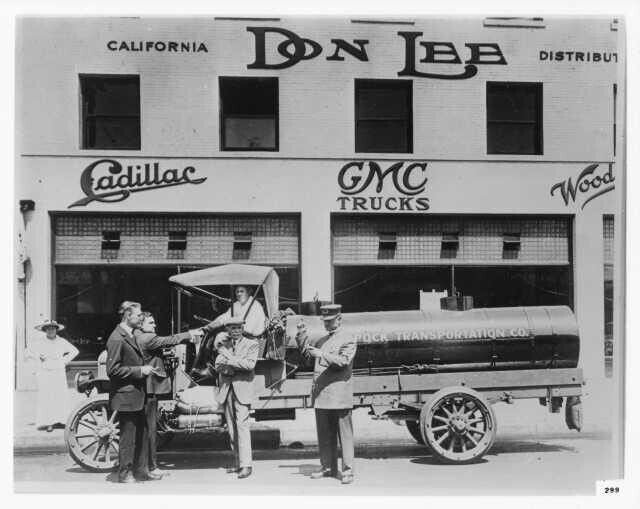 1920s GMC Tanker Truck Press Photo 0323 - Don Lee Cadillac GMC Trucks Dealership