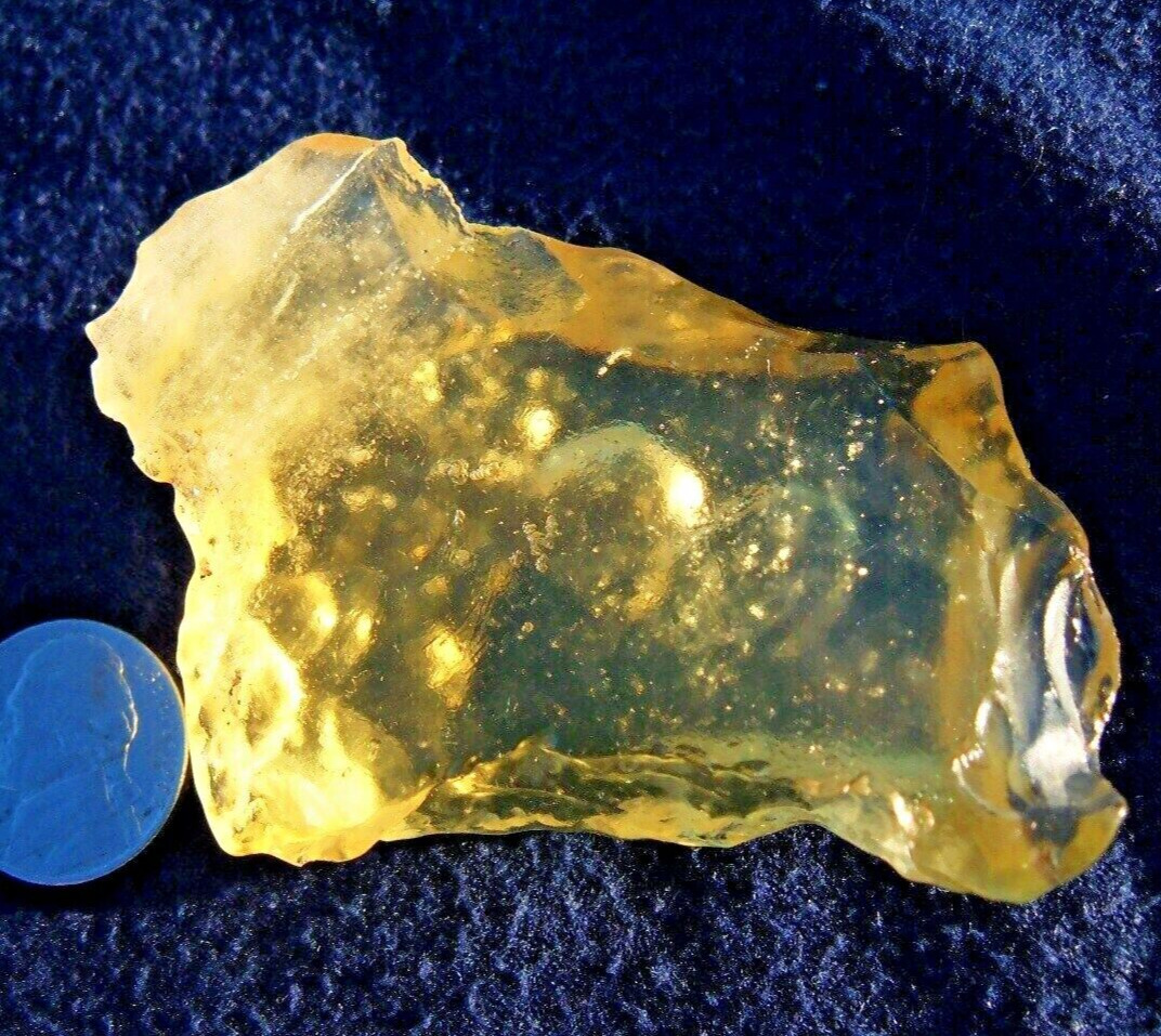 Libyan Desert Glass Meteorite Tektite impact specimen( 350 ct)Real Gem Top AAAA+