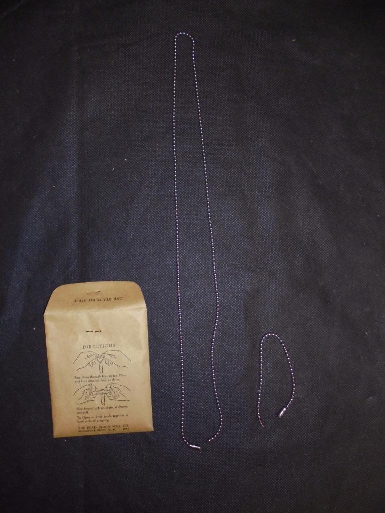 Original WW2 US Army Military Dog Tags / Identity Necklace Chains - 1945 - New
