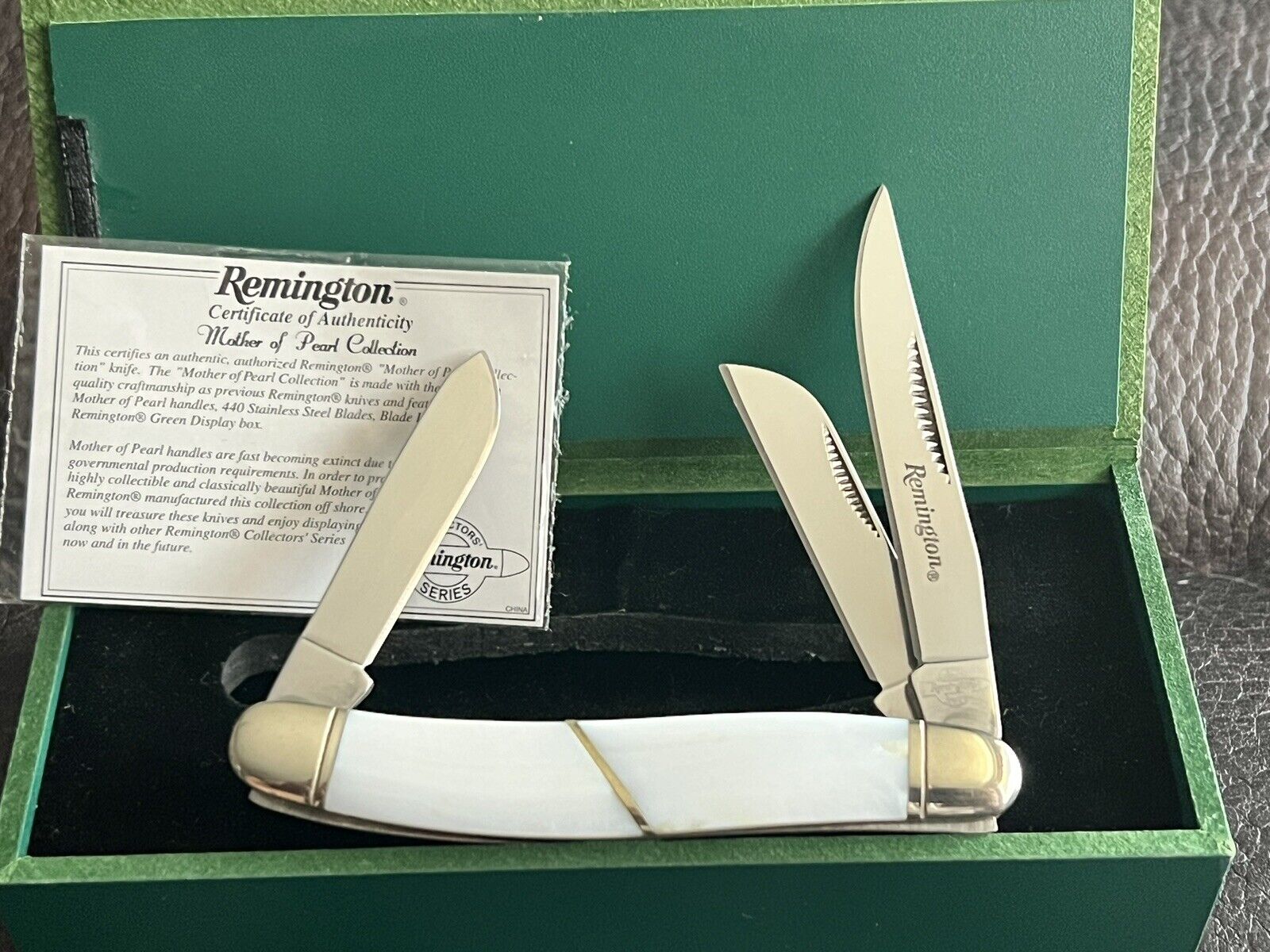 Remington Collectors Series - Genuine Mother of Pearl MOP Stockman Pocket Knife