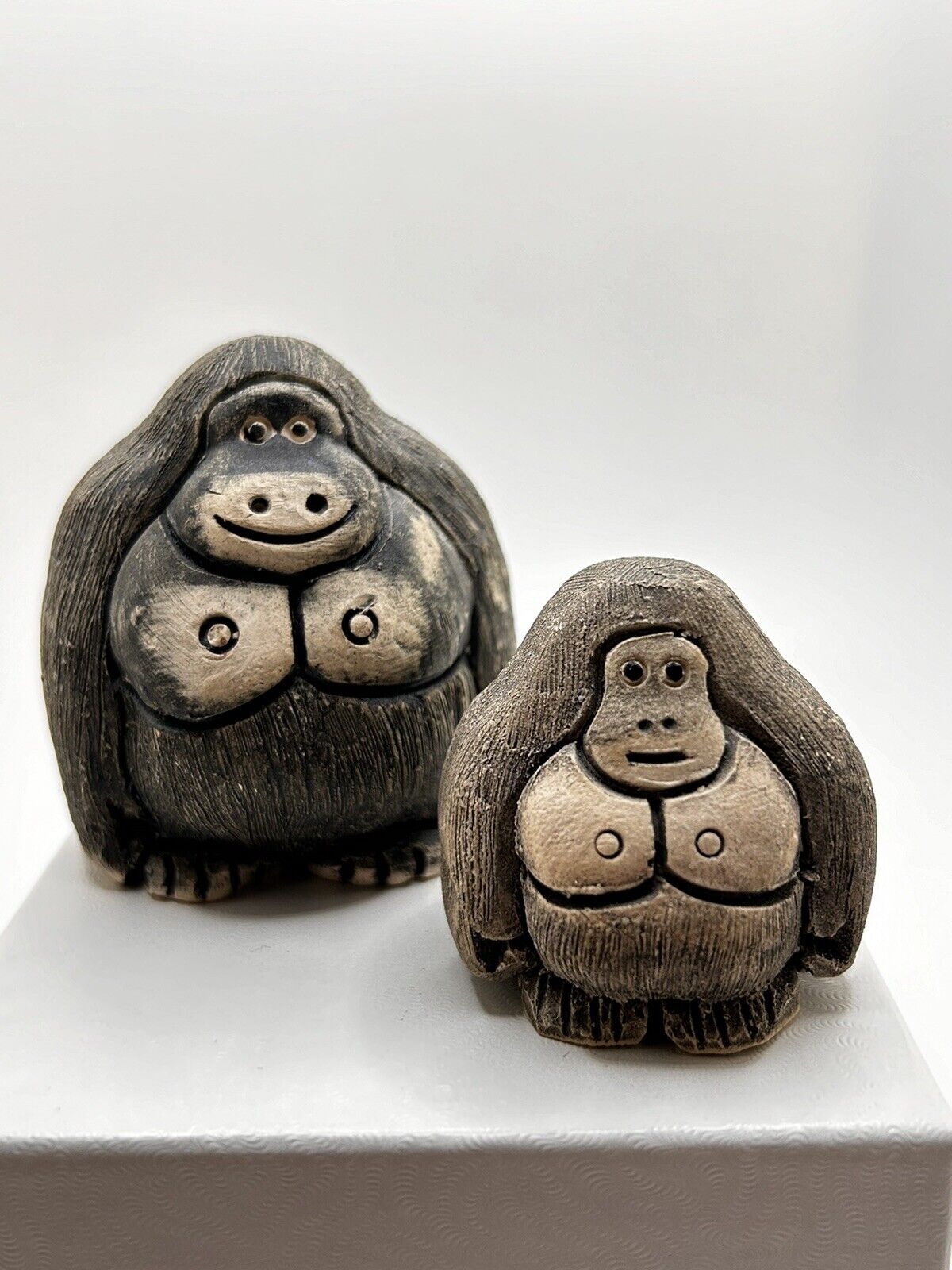 Artesania Rinconada Gorilla Figurines Carved Art Uruguay Mom and Baby