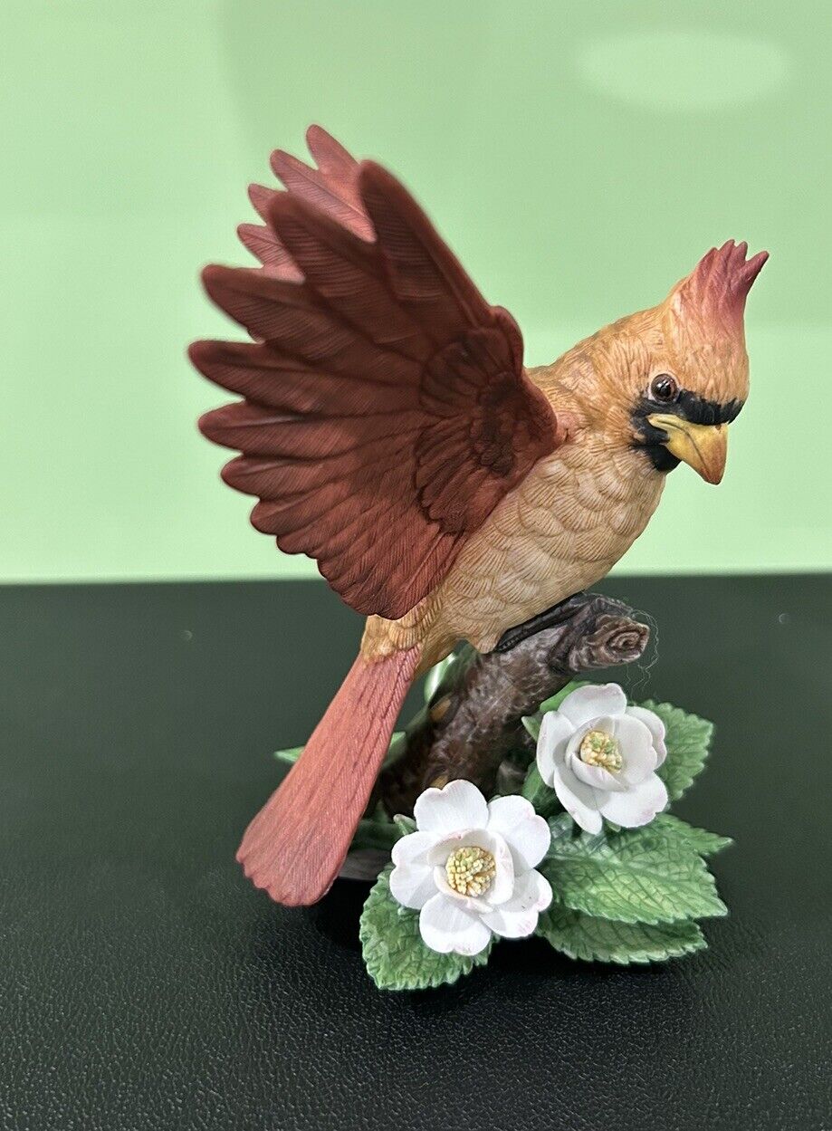 Vintage Lenox Fine Porcelain Female Cardinal Bird Figurine- 1993