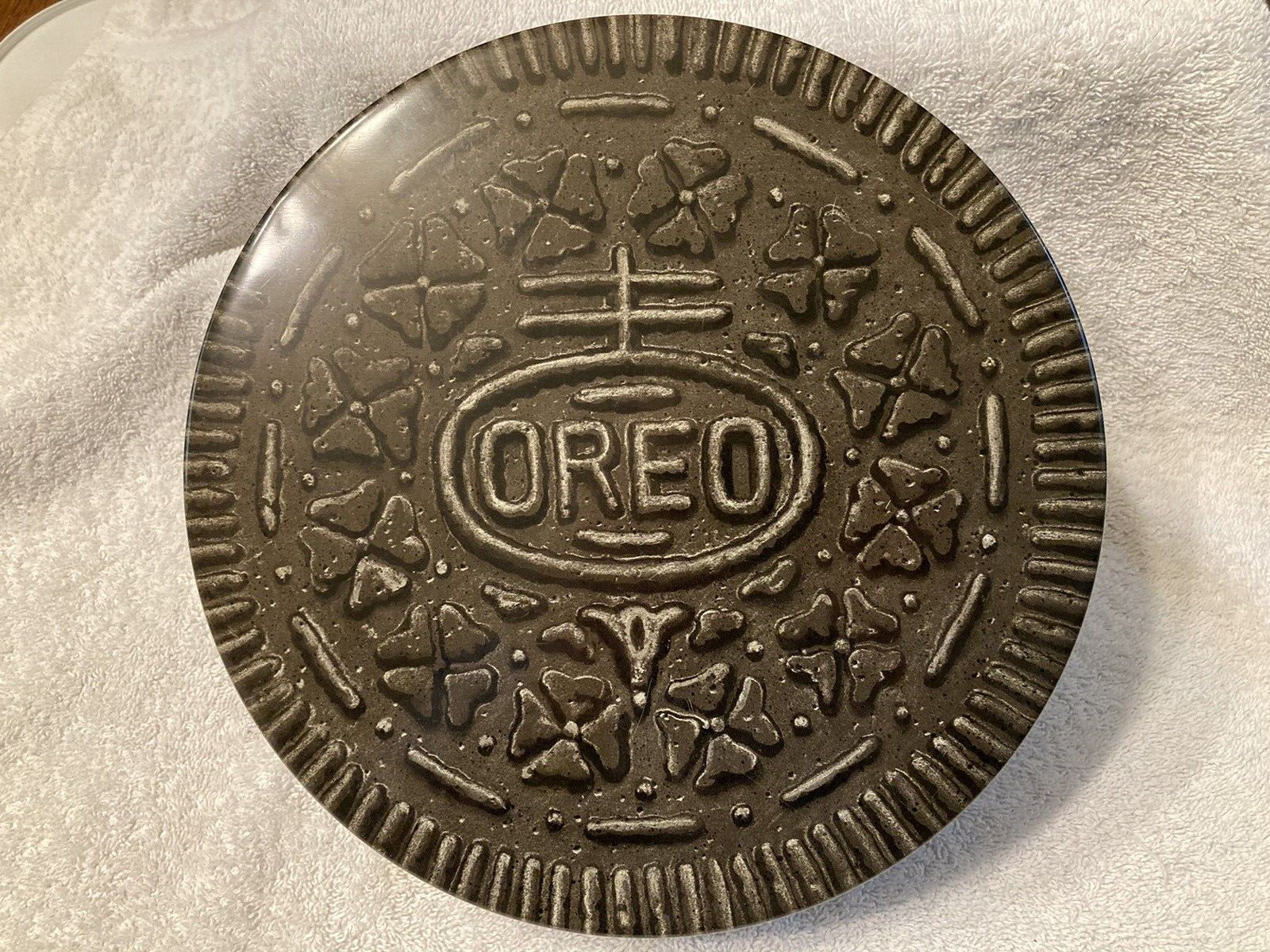 Vintage 1993 Nabisco Oreo Cookie Empty Metal Tin, Giant Round Oreo Storage
