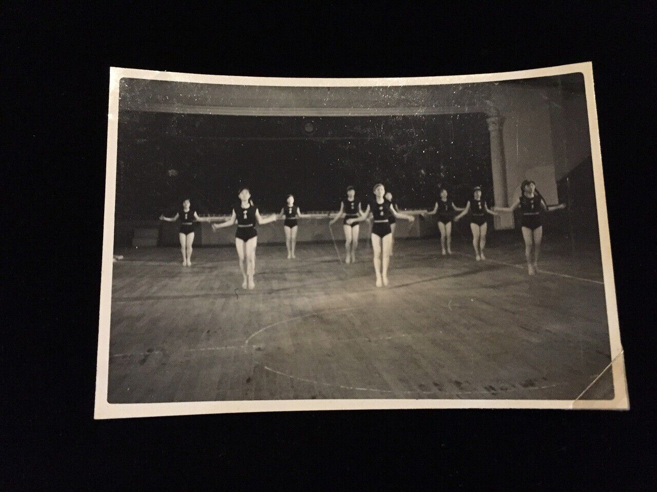 #9388 Japanese Vintage Photo 1940s / people woman dancing hall