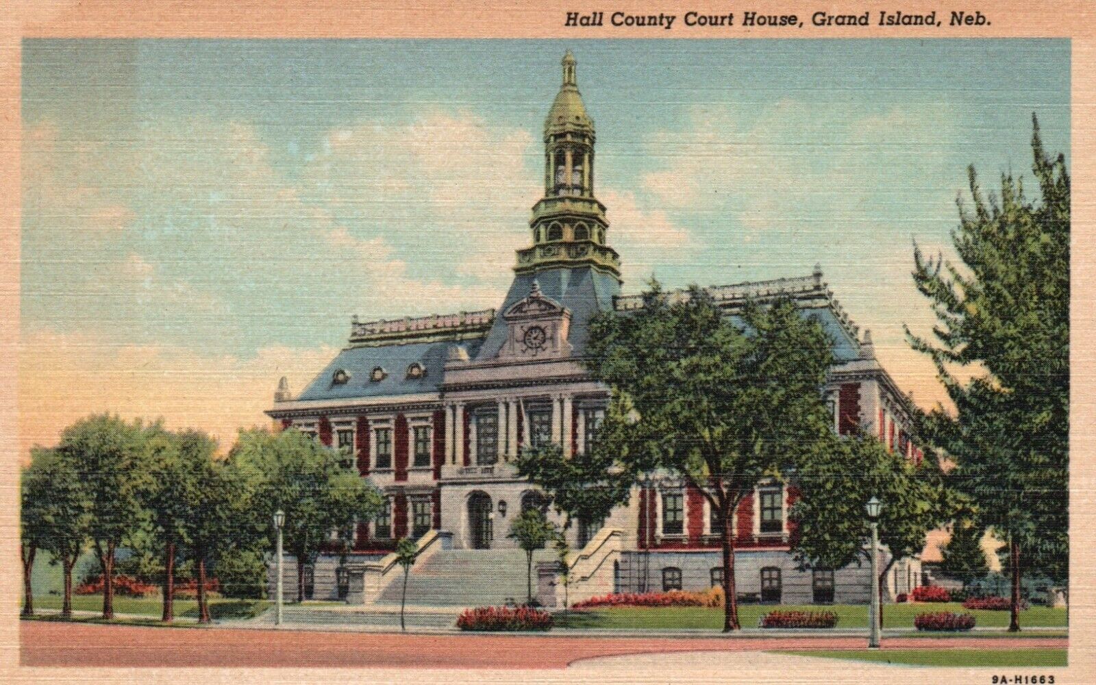 Grand Island, NE, Hall County Court House, 1939 Linen Vintage Postcard a6283