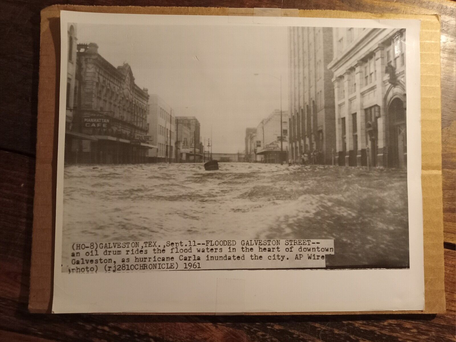 Galveston Texas - HURRICANE CARLA - press photo - Sept 1961 - The Strand flooded