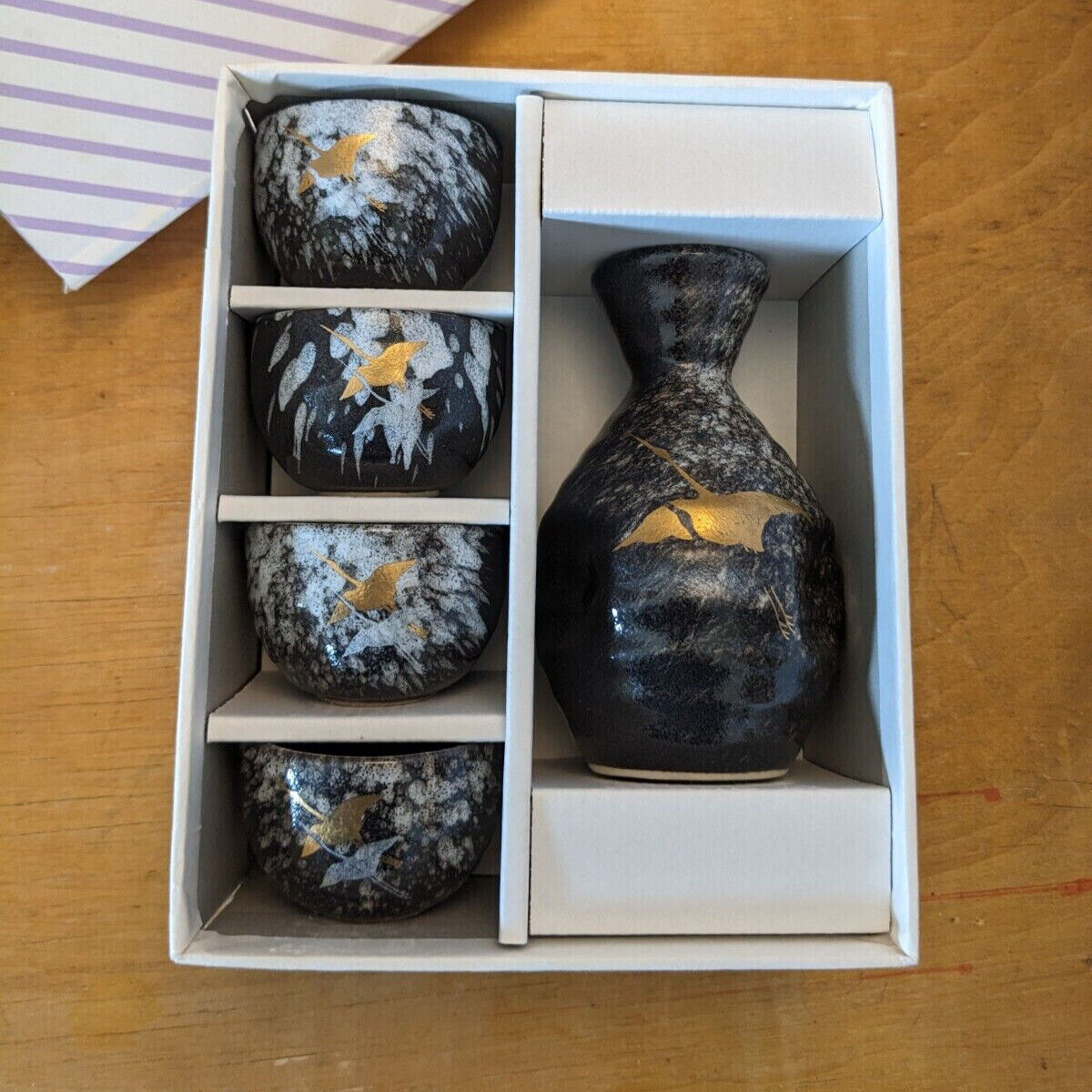 Sake Set 5 Piece Japanese Ceramic Bottle & 4 Cups Gold Crane Embossed