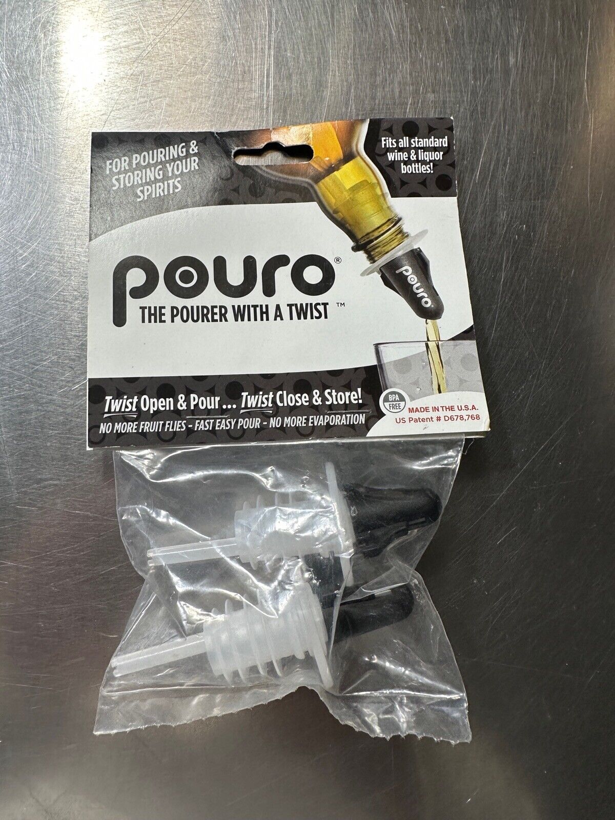 Pouro The Pourer With A Twist Pour And Store Spirits New In Pack