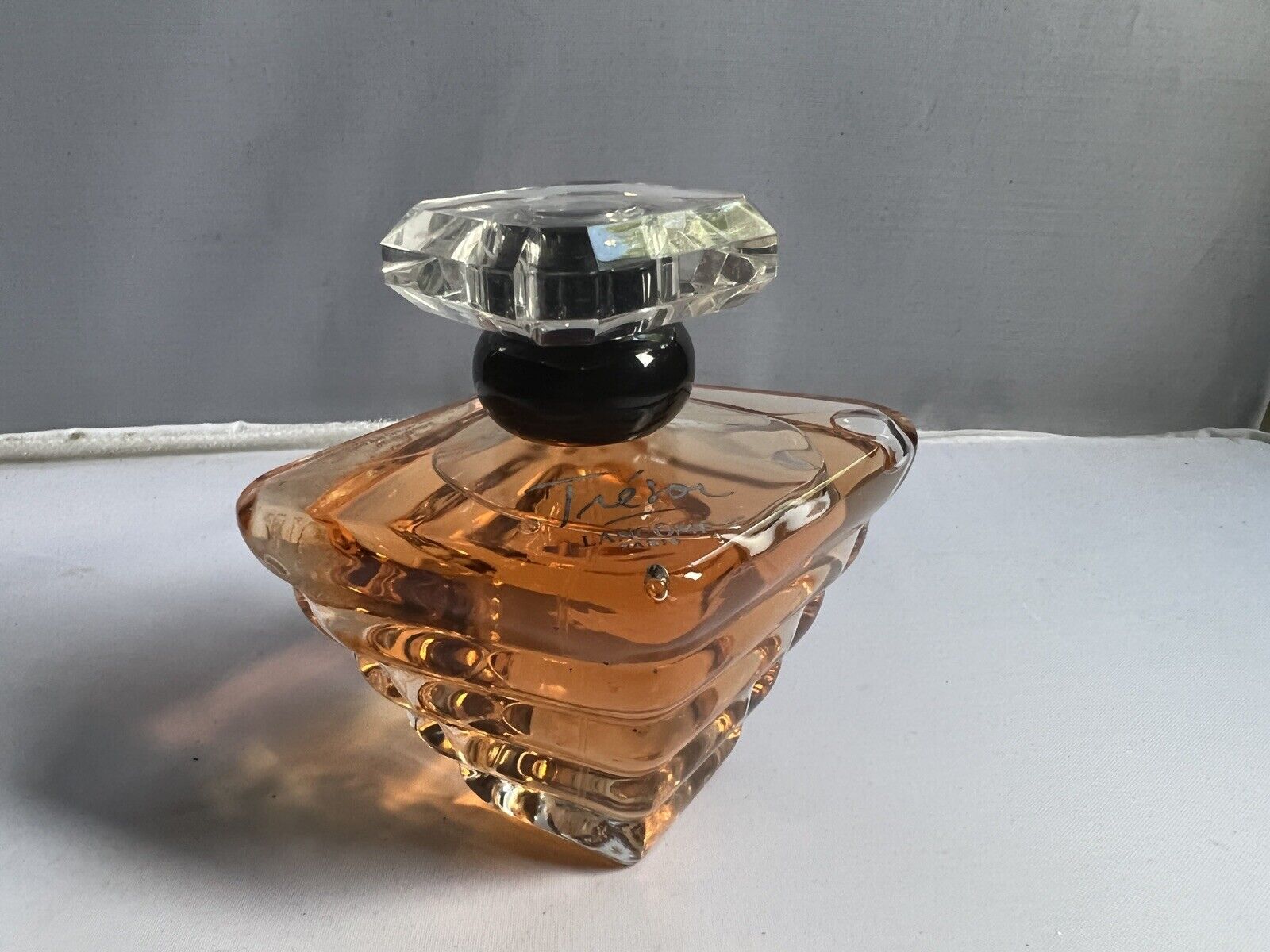 Tresor By Lancome  Eau De Perfume Spray 3.4 oz 100 ml Spray  Authentic 