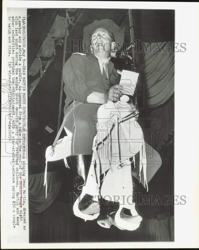 1959 Press Photo Singer Dean Martin at Moulin Rouge Night Club SHARE Benefit