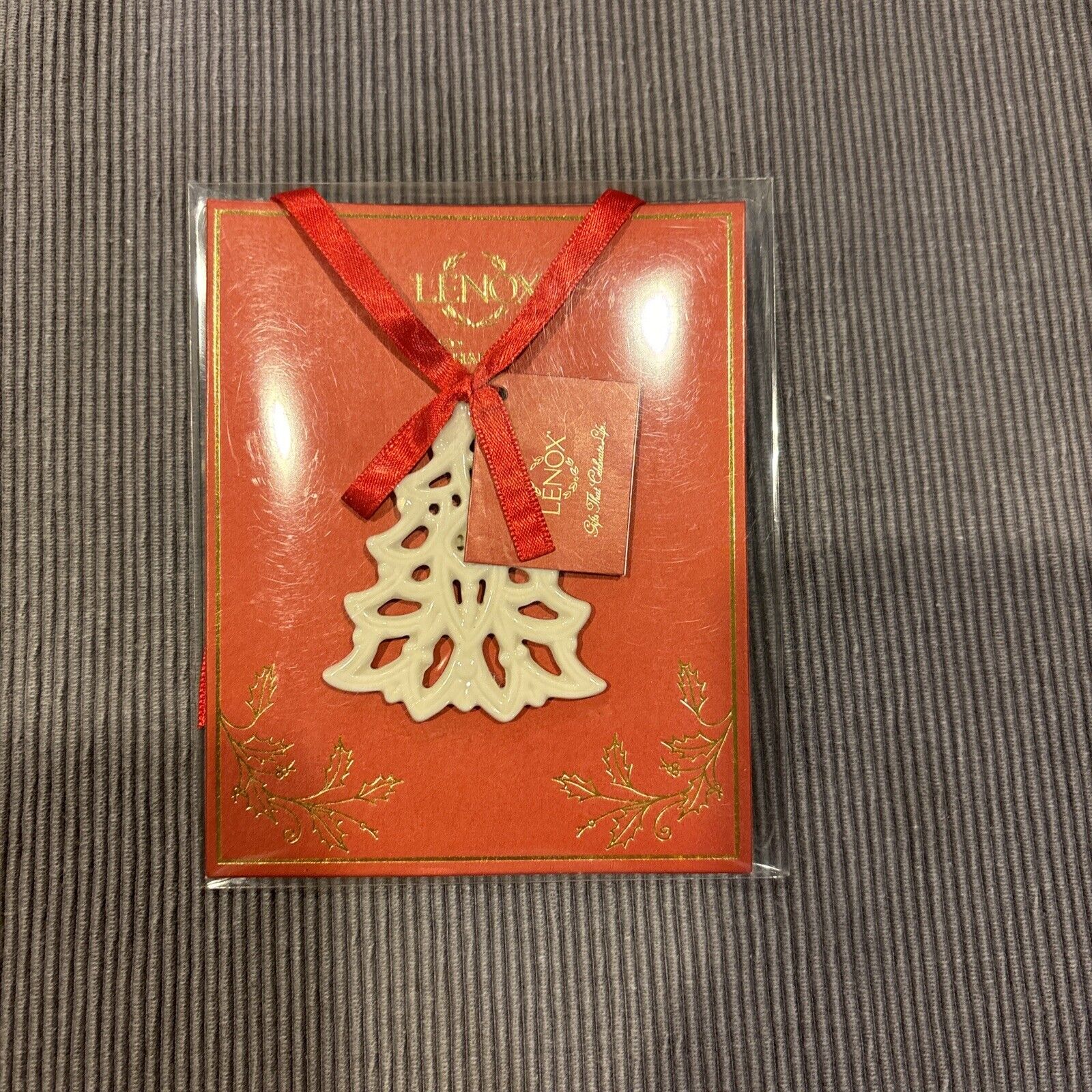 Lenox Fine Ivory China  - Christmas Tree Gift Charm - New In Package