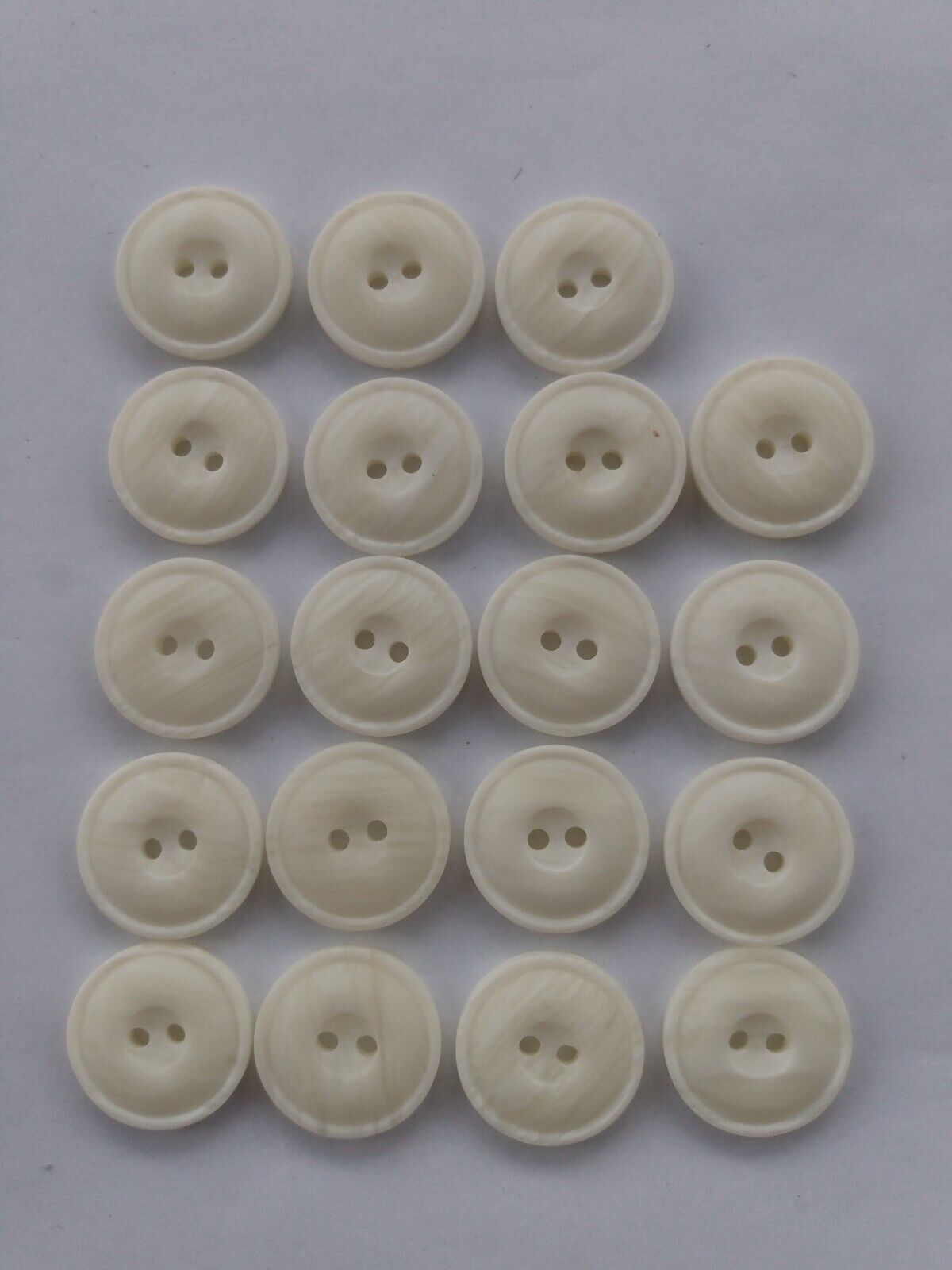 9 VINTAGE  3/4 INCH WHITE  CLASSIC ROUND  2 HOLE MATTE PLASTIC BUTTONS WH17