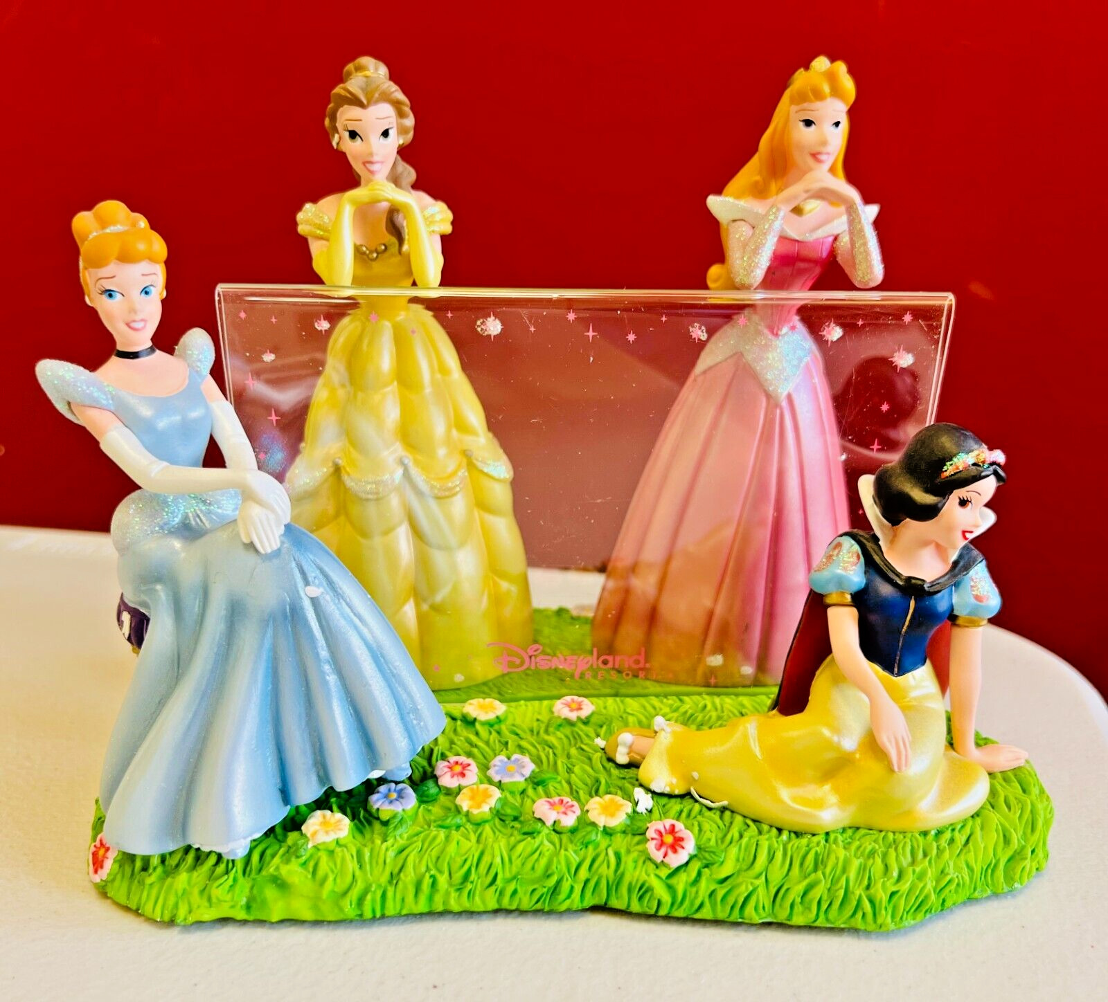 Disney Theme Parks Princess Peek Frame Cinderella Belle Aurora Snow White w/Box