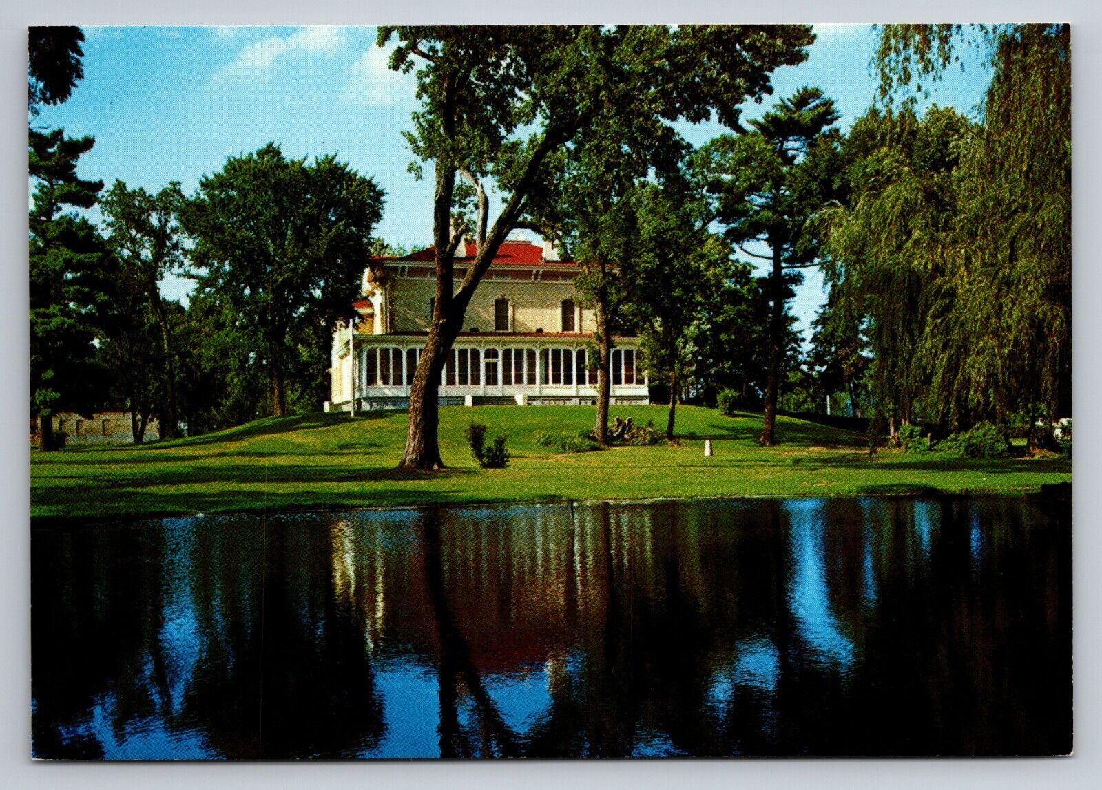 The Villa Louis Prairie du Chien Wisconsin Vintage Unposted Postcard
