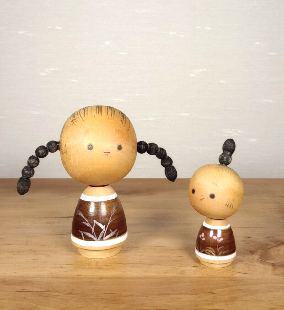 A pair of vtg Japanese creative SOSAKU kokeshi dolls 11cm 9cm USABURO, Pigtails