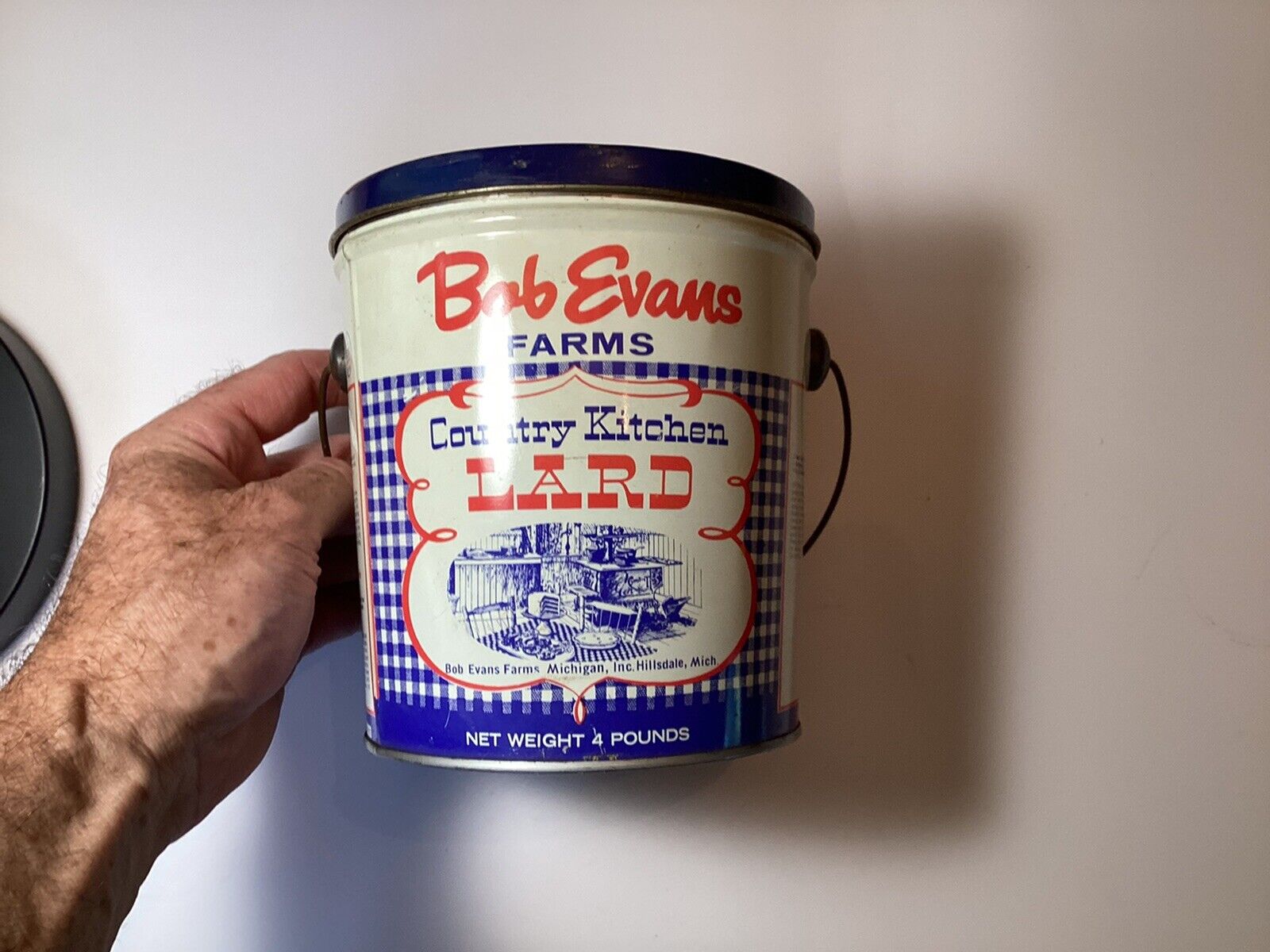 Vintage Bob Evans Country Kitchen Lard Tin Can. Michigan. 4lb Nice
