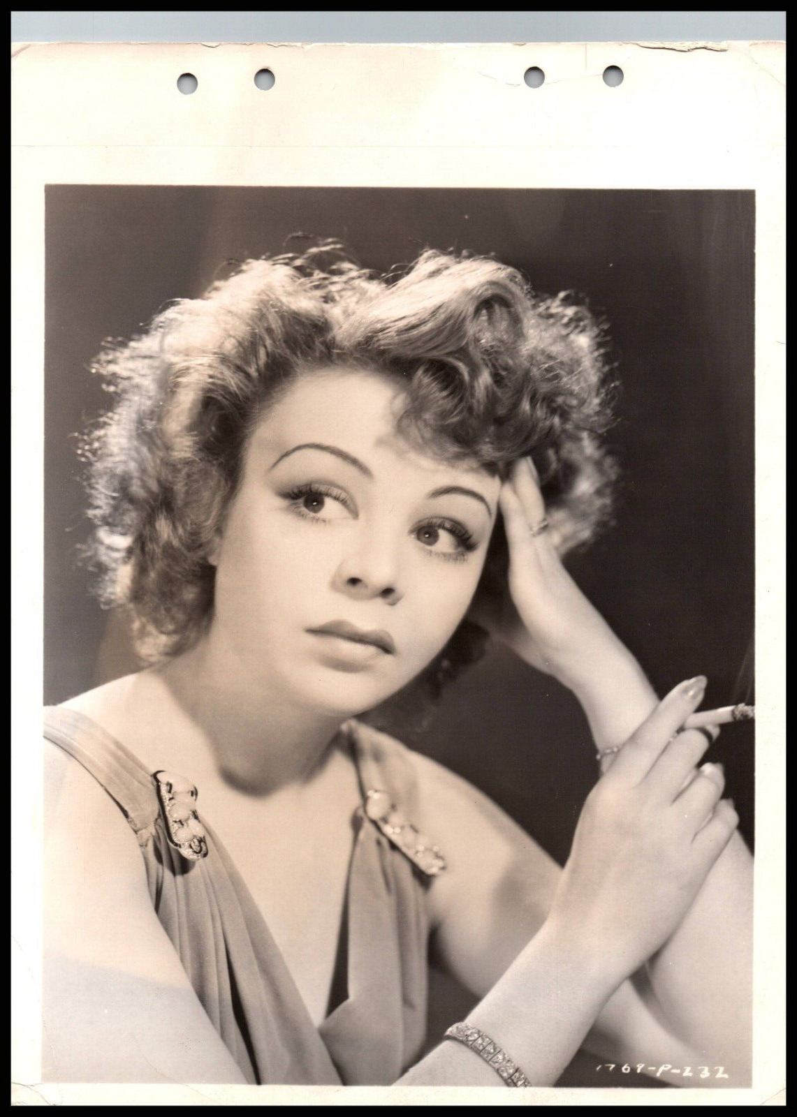 Hollywood Beauty IRIS ADRIAN STYLISH POSE STUNNING PORTRAIT 1940s Photo 715