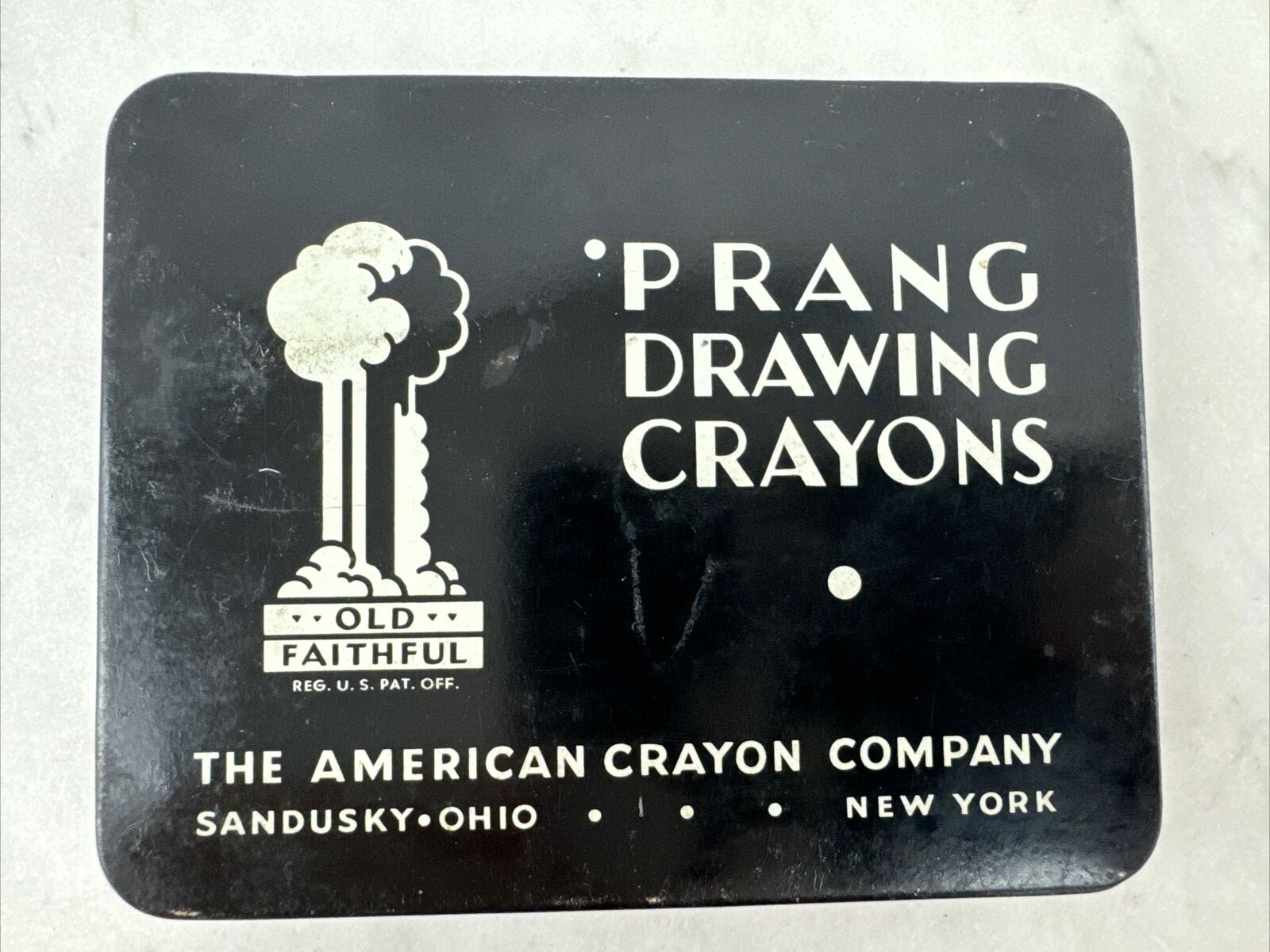 Vintage Prang Drawing Crayons Tin The American Crayon Company Sandusky OH NY Art