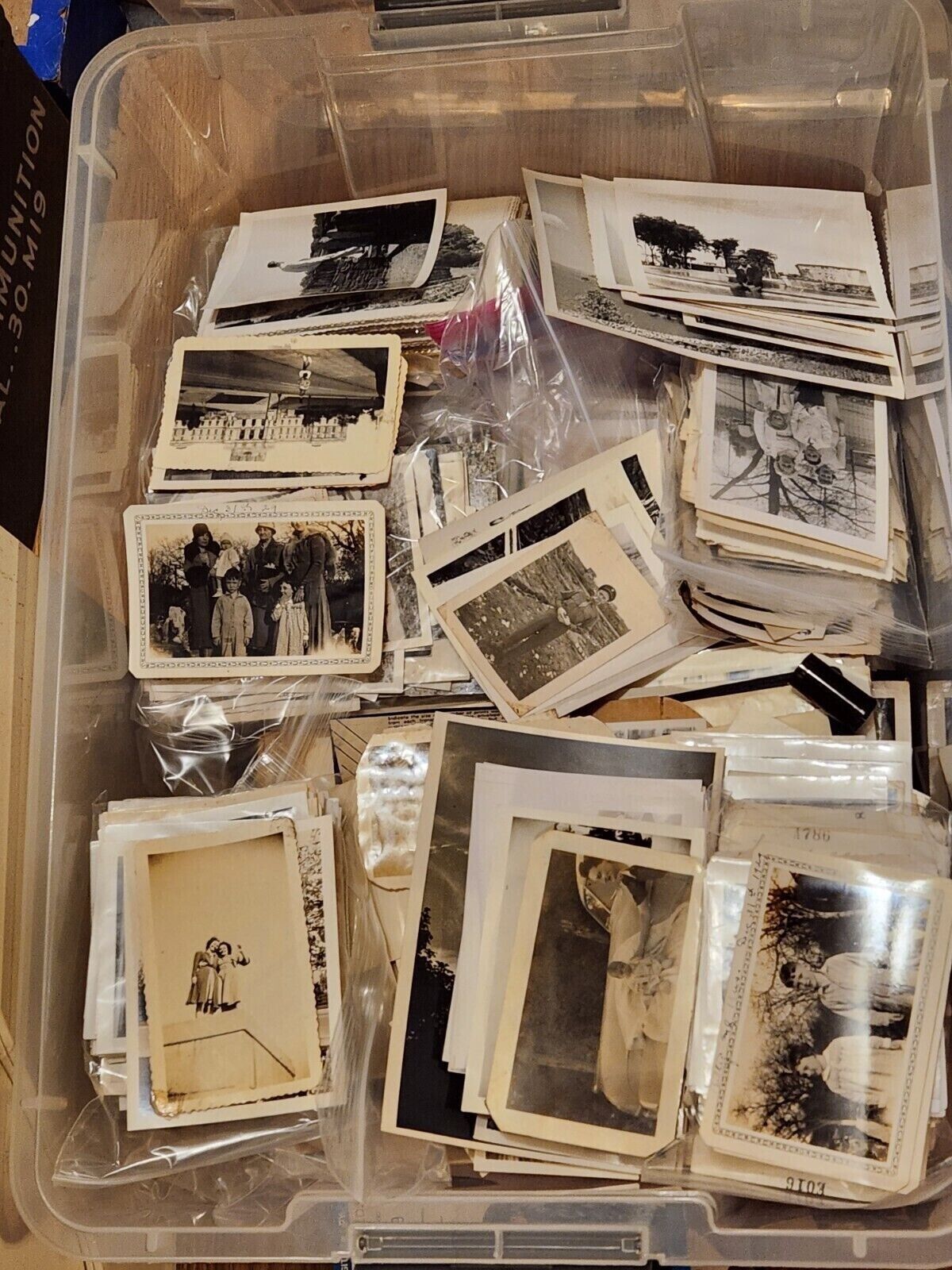 Huge Lot 500 RANDOM PULL VINTAGE BLACK & WHITE Found Photos Snapshots GRAB BAG
