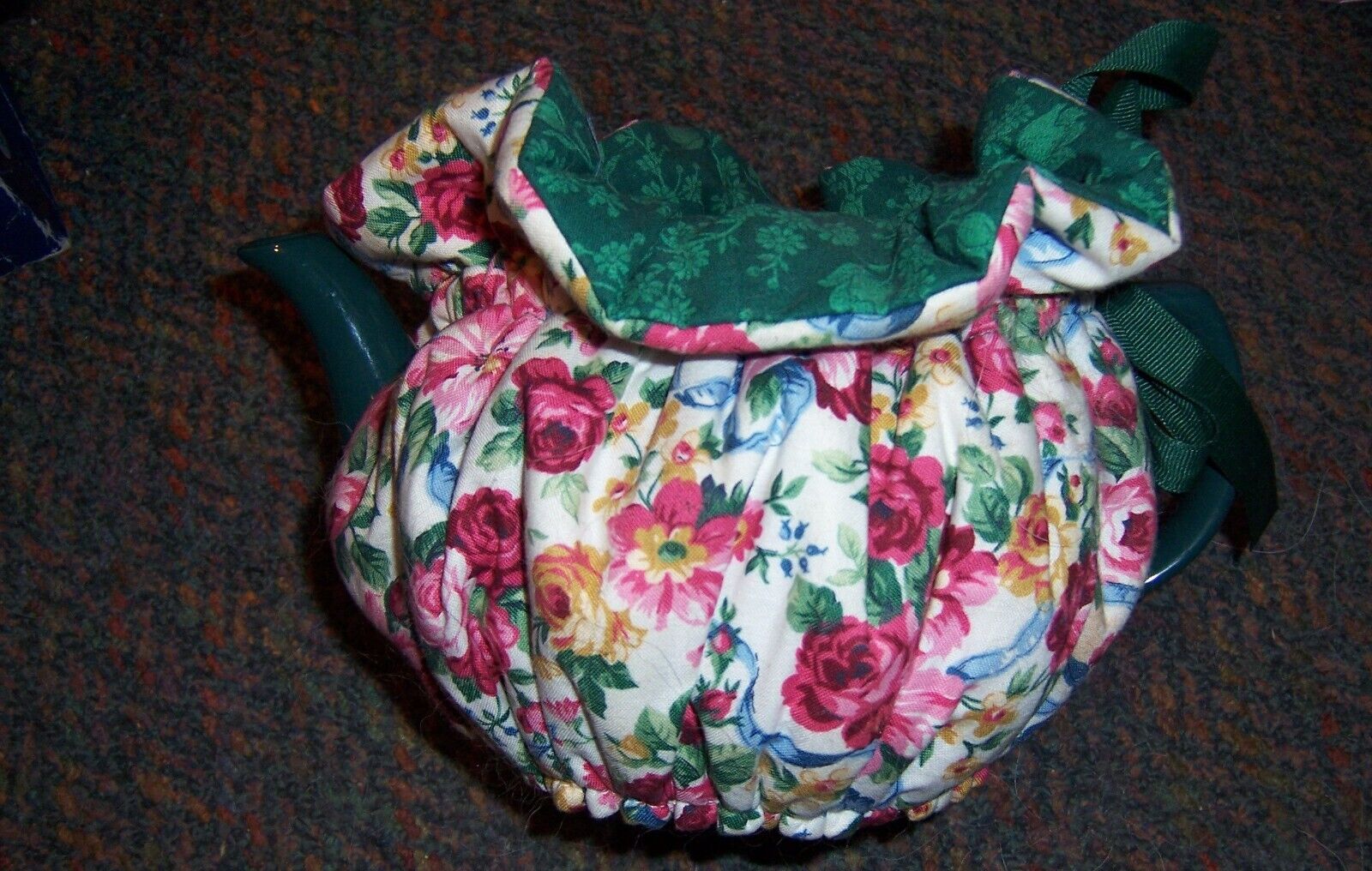 VINTAGE Green Ceramic Teapot with Cozy Warmer Insulation Jacket