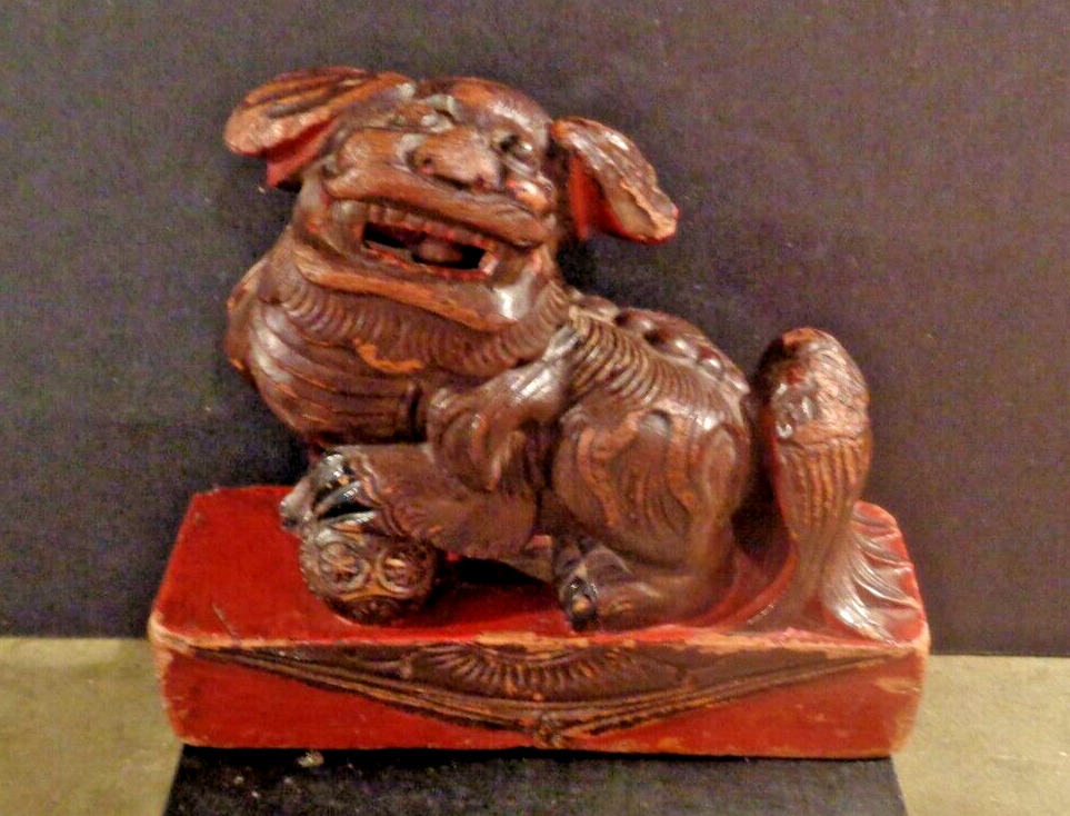 Vintage Hand Carved Wood Foo Dog Lion w/ Floating Ball Inside Mouth