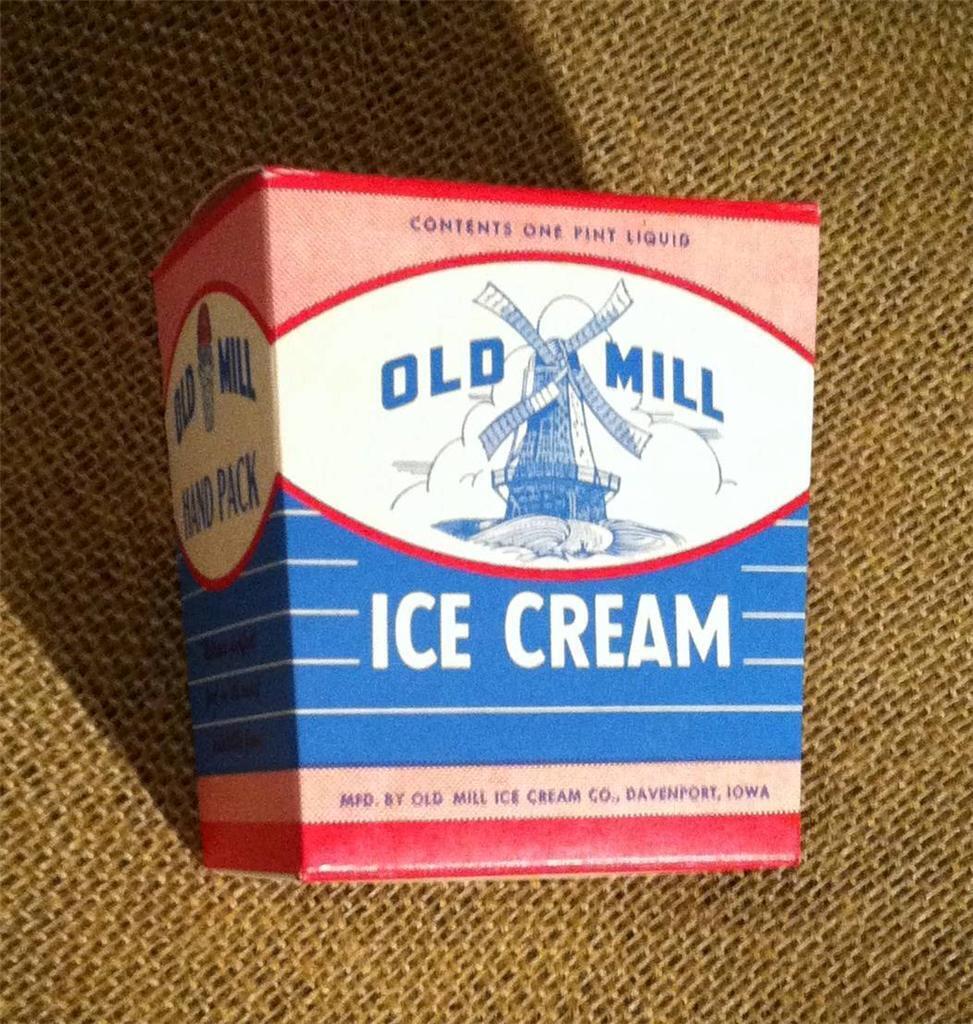 Old Mill Vintage Unused One Pint Ice Cream Carton Davenport, Iowa With Wind Mill