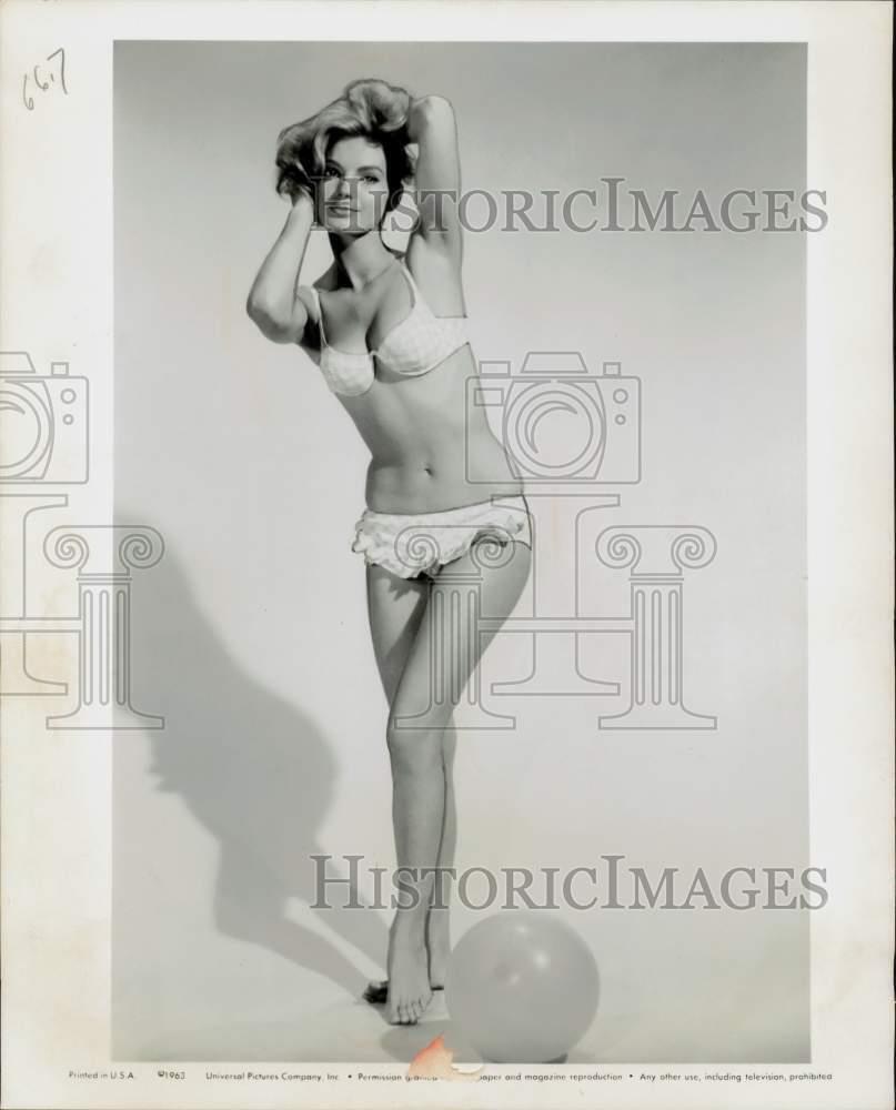 1963 Press Photo Hollywood, Austrian beauty Maria Perschy \