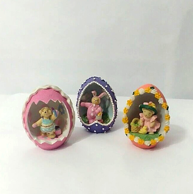 Easter Antropomorphic Bears In Decorated Eggs 3 In Lot
