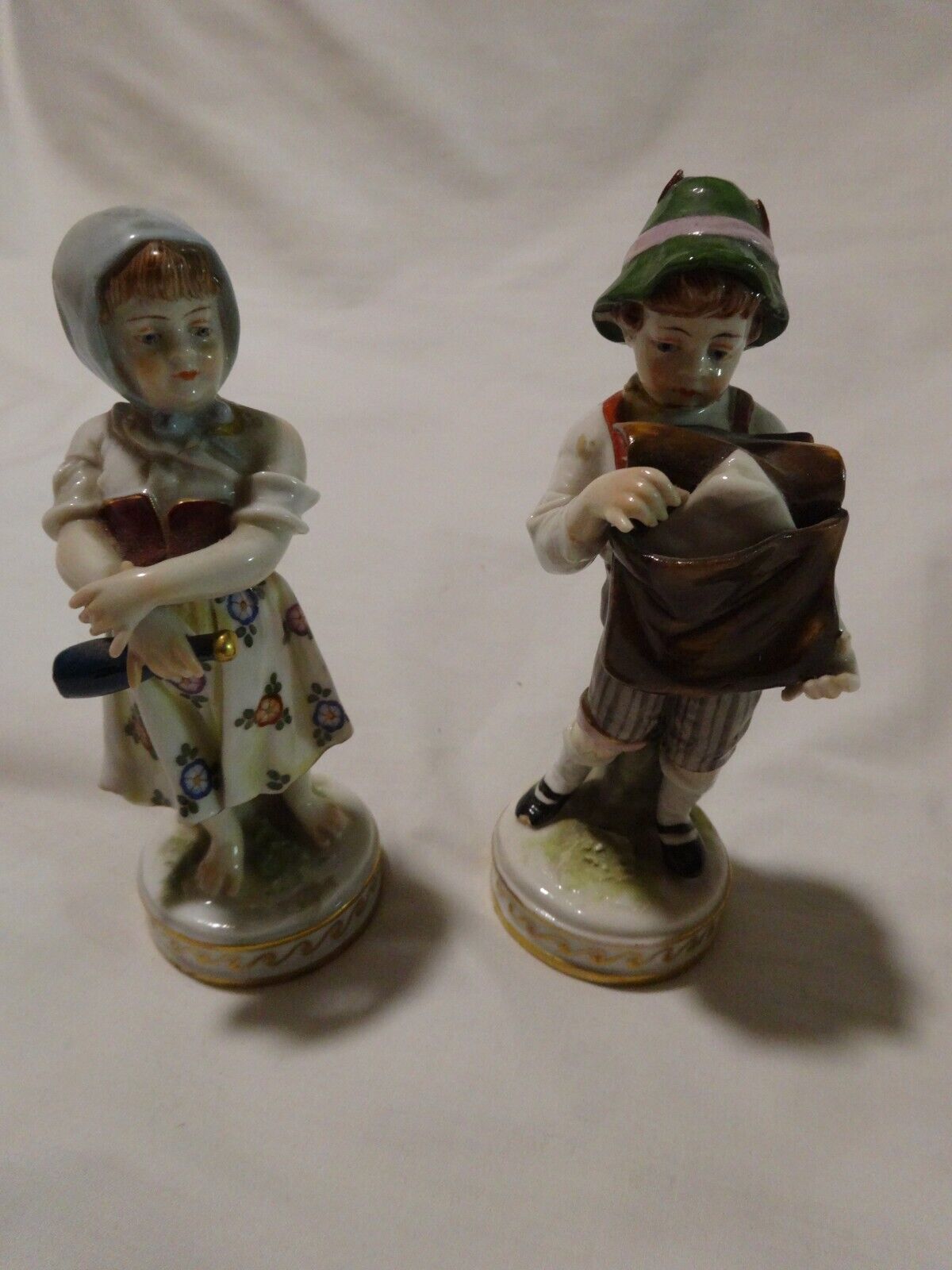 Volkstedt / unt Lot of 2 Figures Girl with Pin Boy With Sack 5\