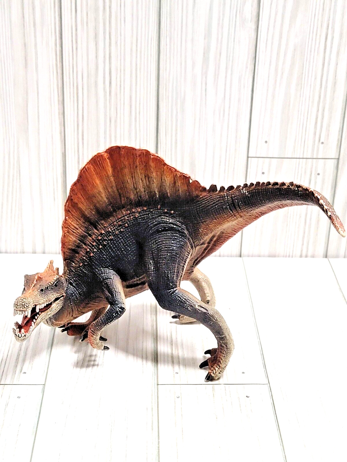 2014 Schleich Dinosaur Animal Figure Spinosaurus Retired Jurassic