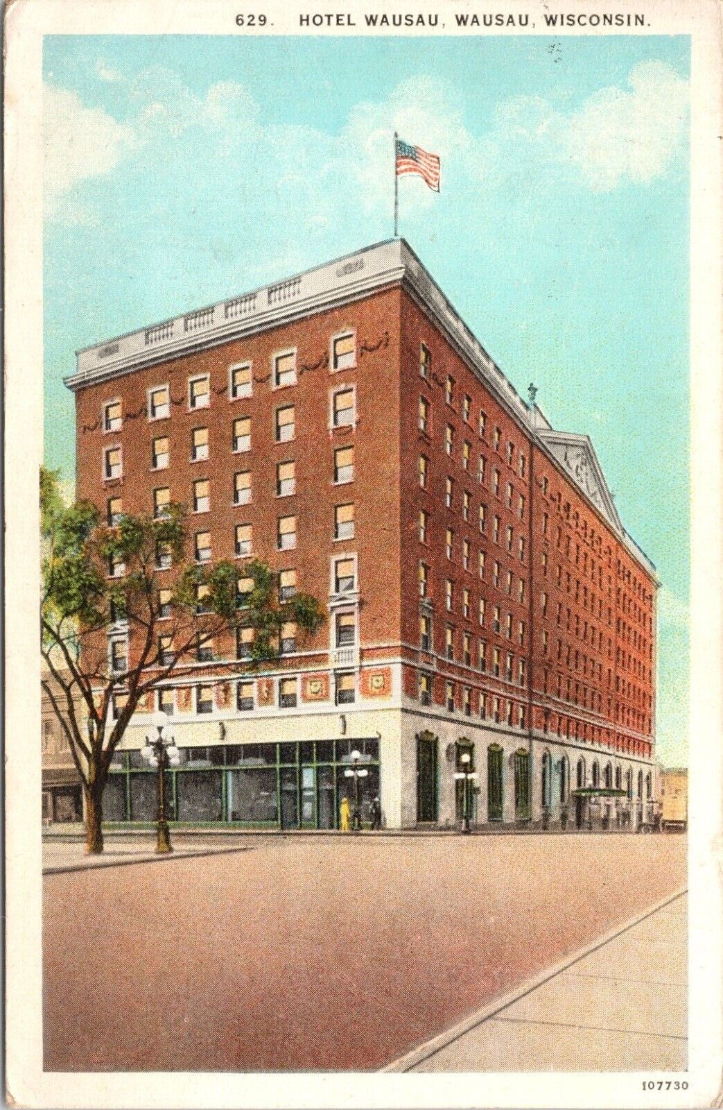 C.1920s Wausau WI HOTEL WAUSAU Street View RPO Wisconsin Postcard A44