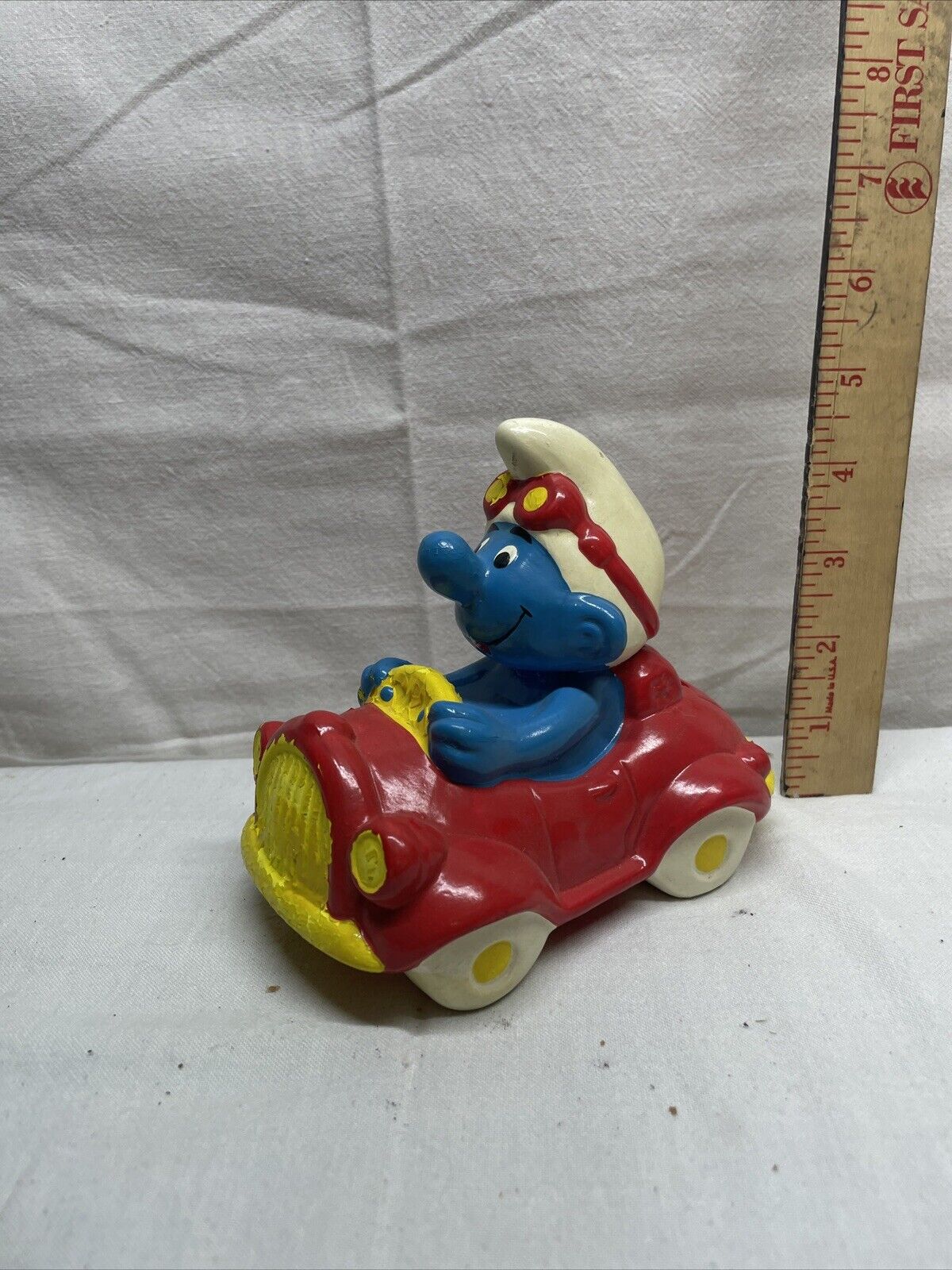 Vintage Ceramic Papa Smurf Driving Car Bank ~ Circa 1983 ~