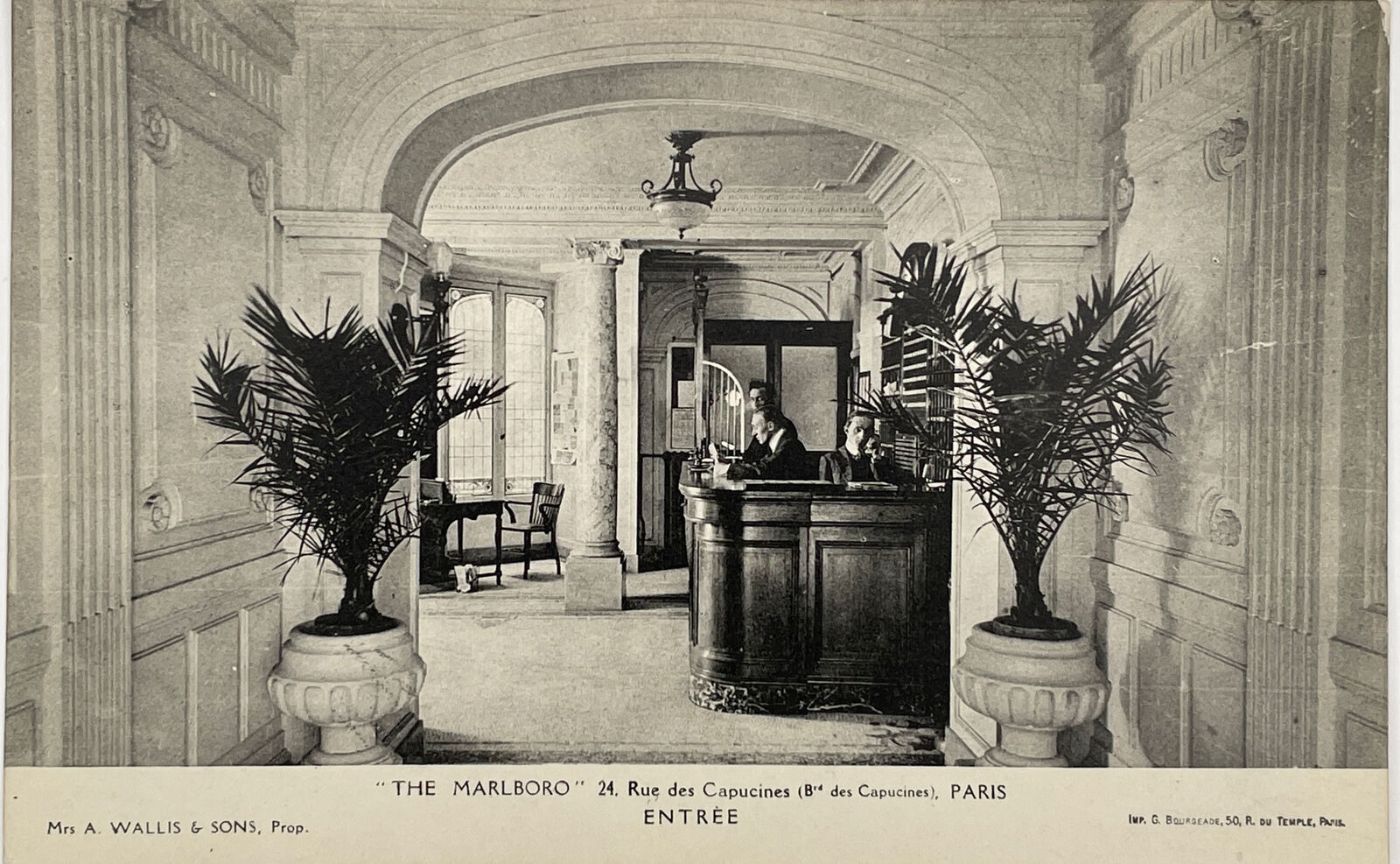 RPPC PARIS - Hotel Interior Postcard - The Marlboro - Carte Postale