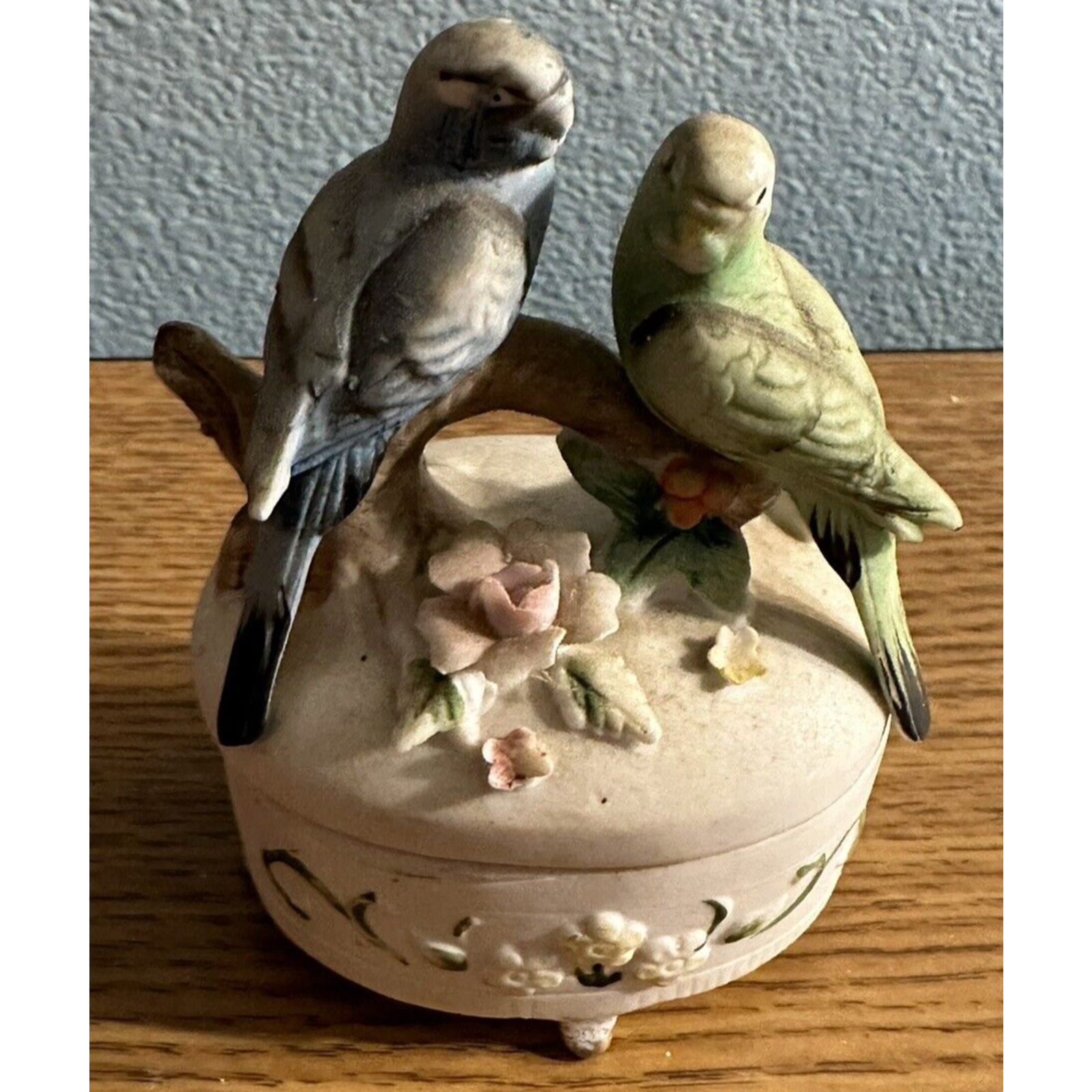 Vintage Lefton Exclusives Japan #3433 Bisque Porcelain Parakeet Trinket Box