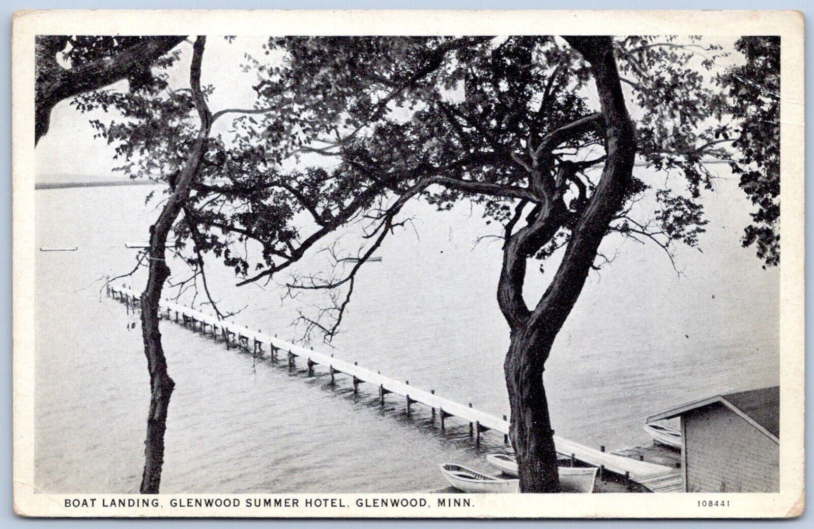 Postcard Glenwood MN Boat Landing Glenwood Summer Hotel Lake Minnewaska MN06
