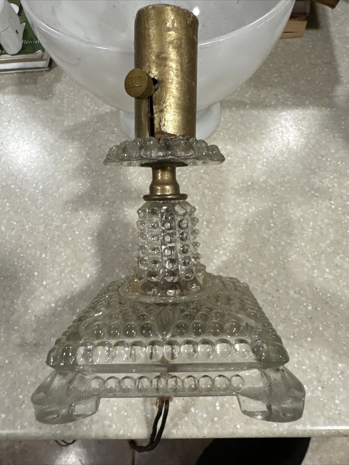 VINTAGE CLEAR CRYSTAL BEADED GLASS BOUDOIR ELECTRIC TABLE LAMP